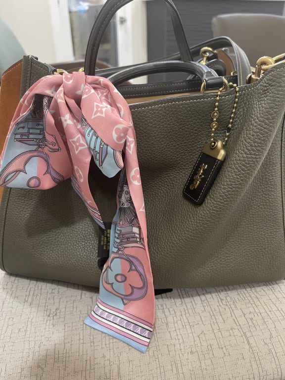 COACHｘバスキア☆Jean-Michel Basquiat Rogue39 with Snakeskin COACHxバスキア☆Jean-Michel Basquiat Rogue39 with Snakeskin