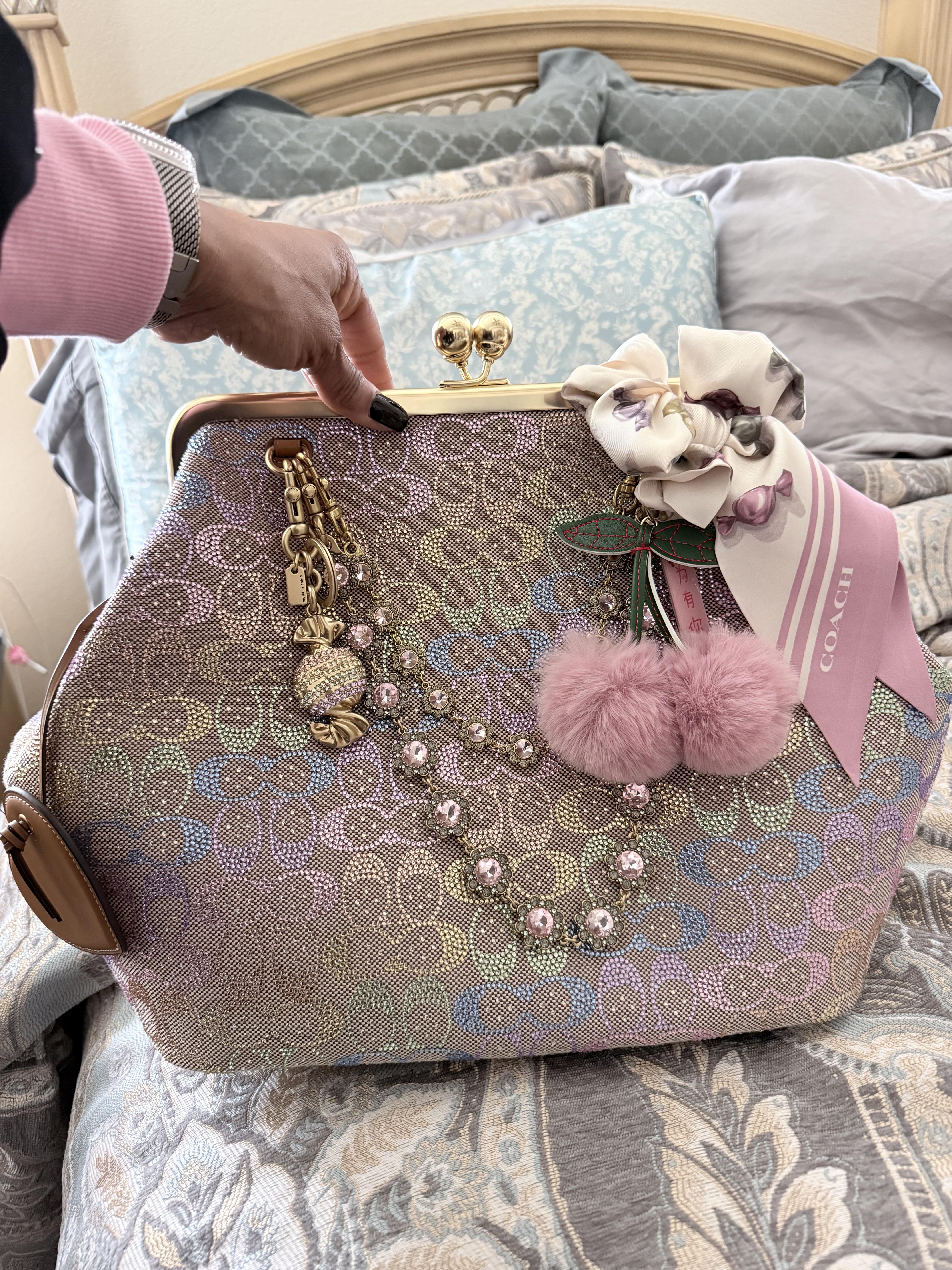 新品coach キャンディ ケーン バッグ チャーム Candy Bag Charm | Accessories | Coach | COACH®