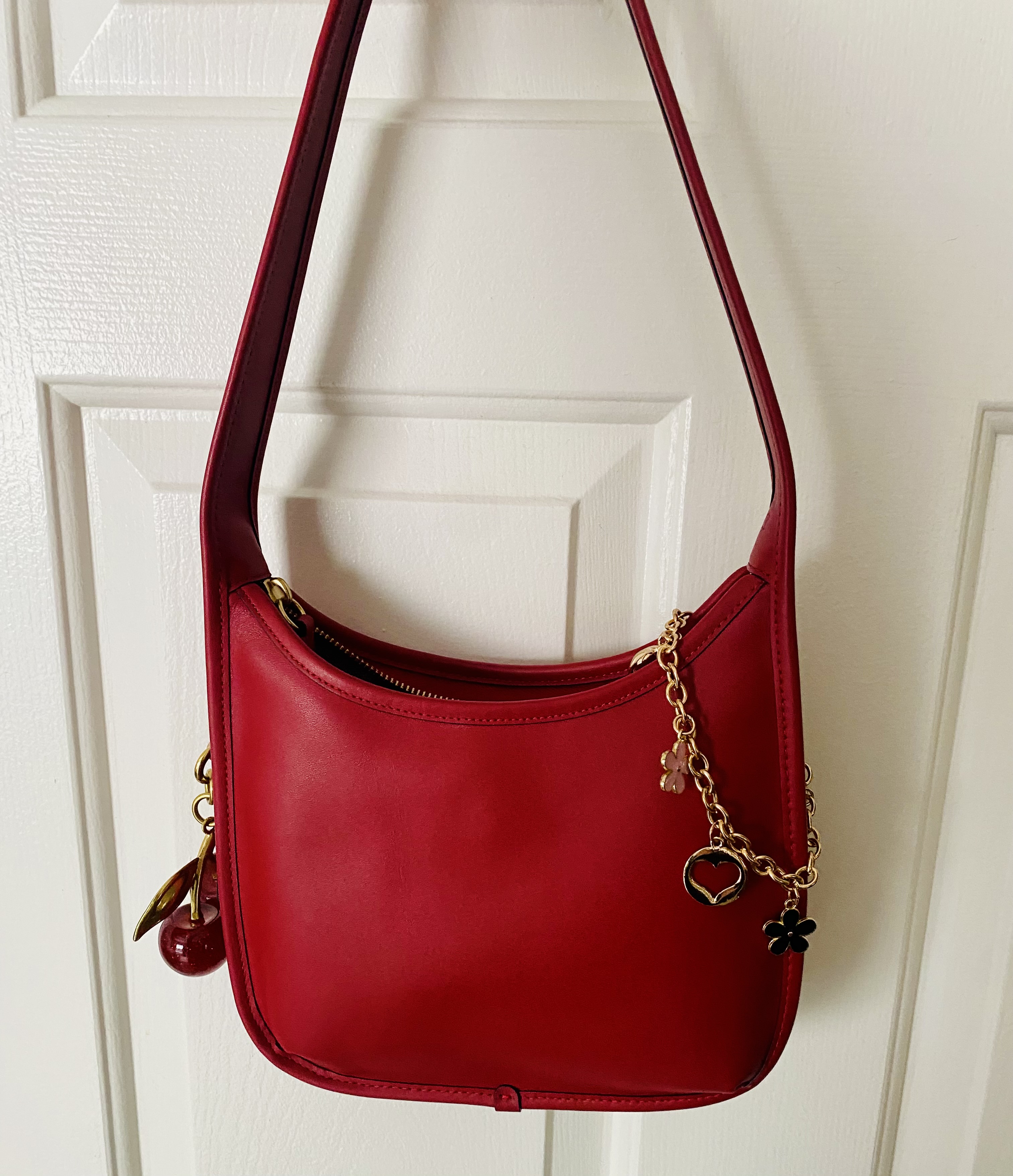 Curve Zip Bag | Bags | Coach | COACH®
