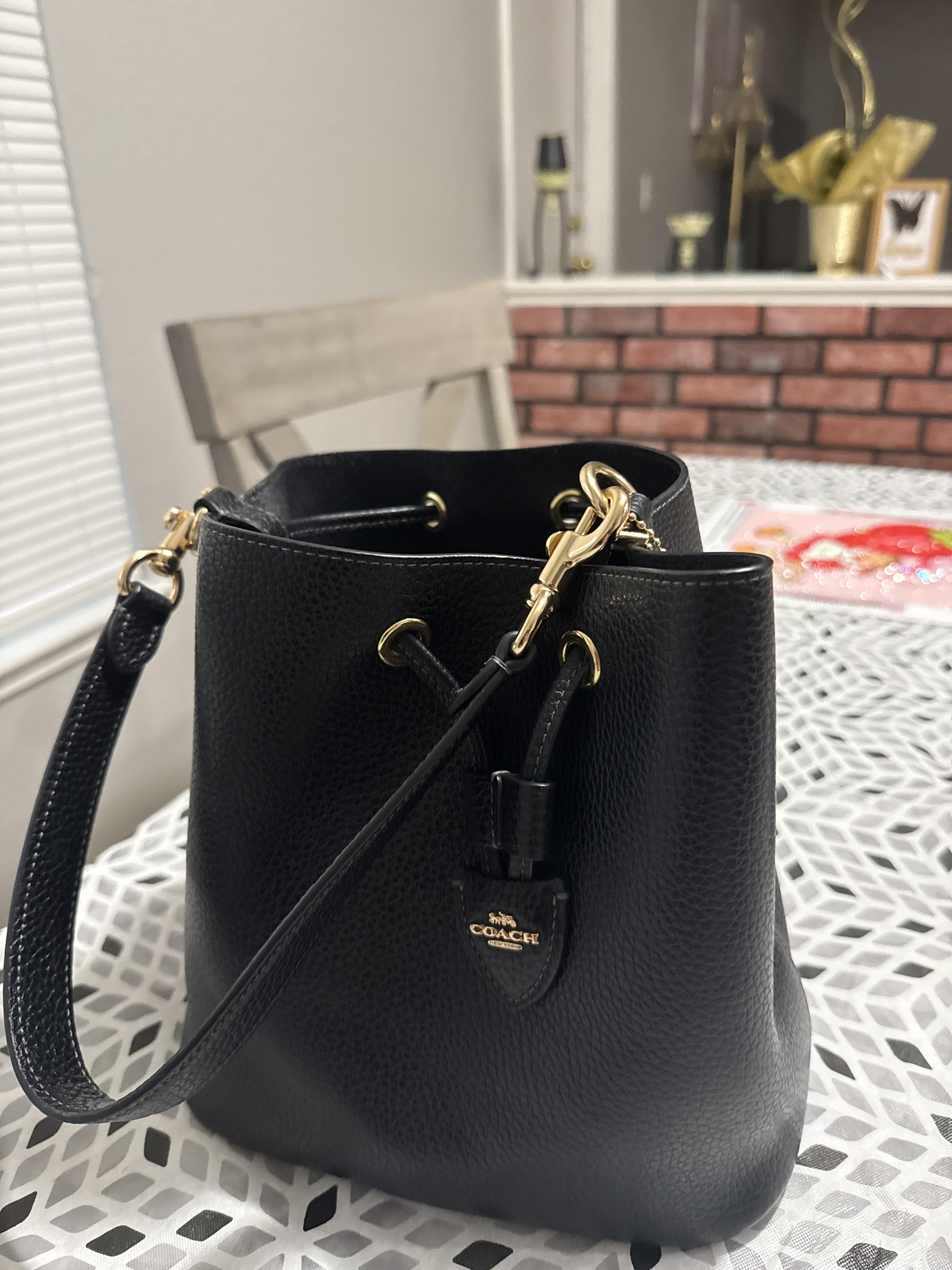 Rowan Bucket Bag In Signature Canvas | COACH®