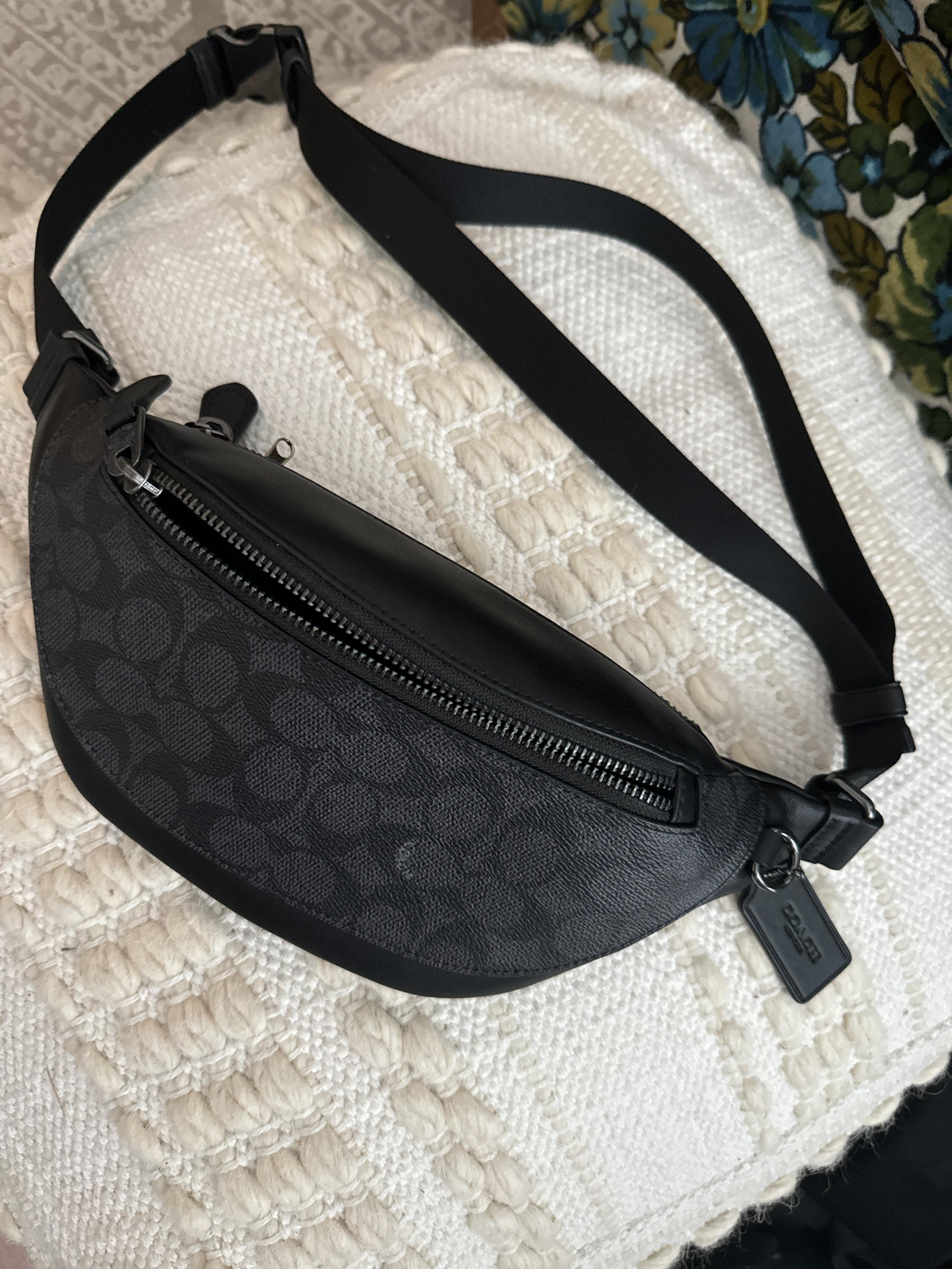 COACH WARREN MINI BB PB LT ボディバッグ Warren Mini Belt Bag In Signature Canvas With Stripes | Bags