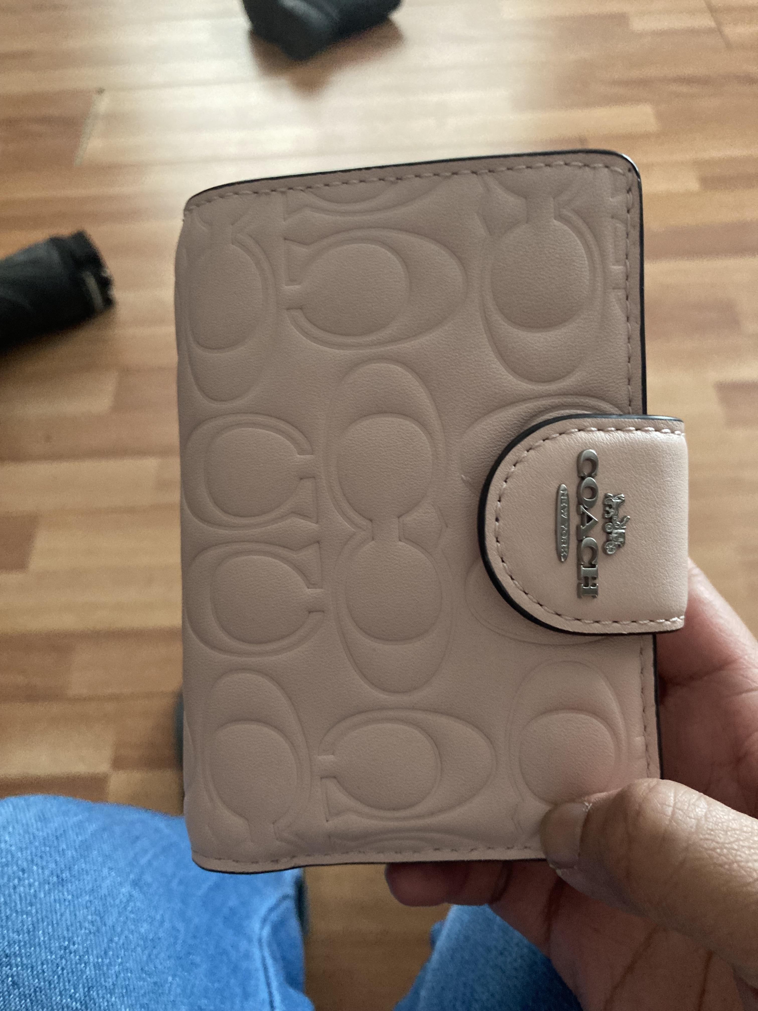 Medium Corner Zip Wallet In Signature Canvas With Jumbo Floral