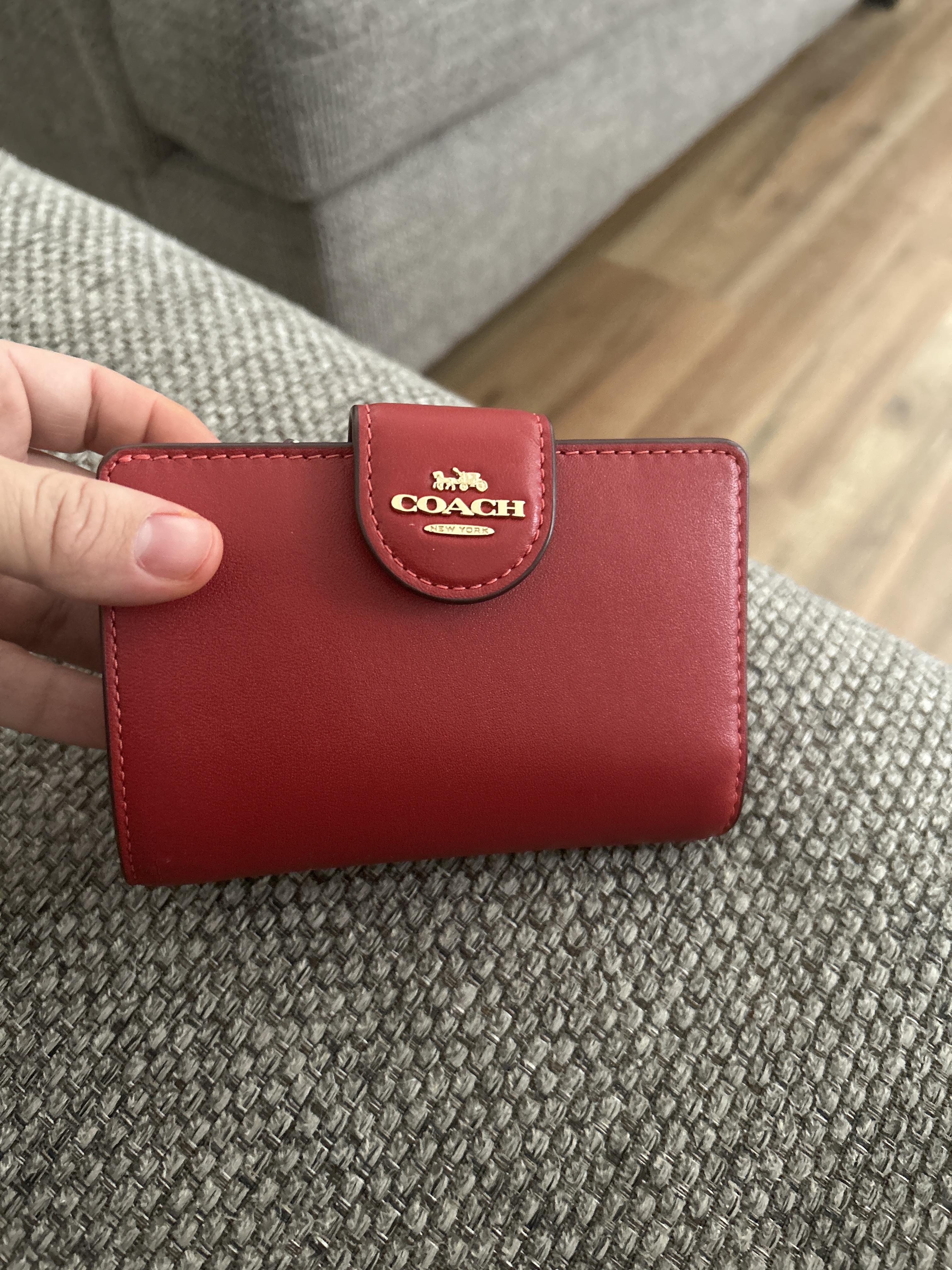 Medium Corner Zip Wallet In Signature Canvas With Jumbo Floral