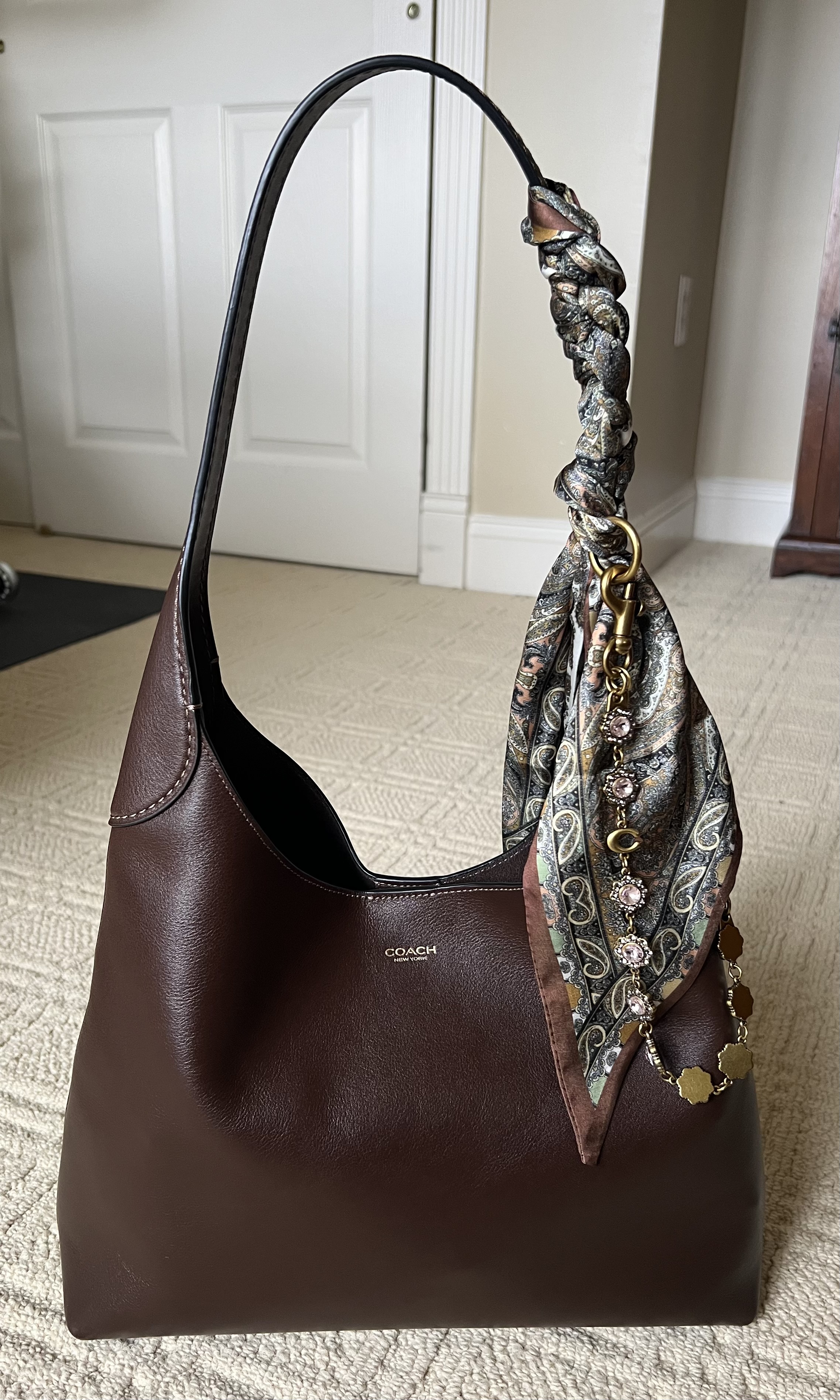 COACH ブルックリンショルダーバッグ34 CDZ38 Brooklyn Shoulder Bag 34 | Bags | Coach | COACH®