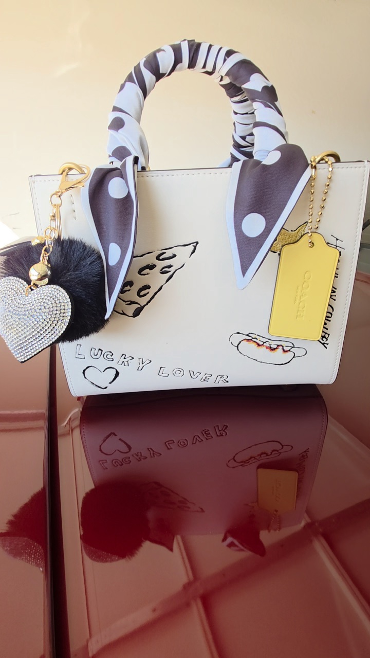 3WAYスケッチプリント【COACH】Rogue Bag 25〈ストラップ付き〉 COACH® | Rogue Bag 25 With Sketch Print