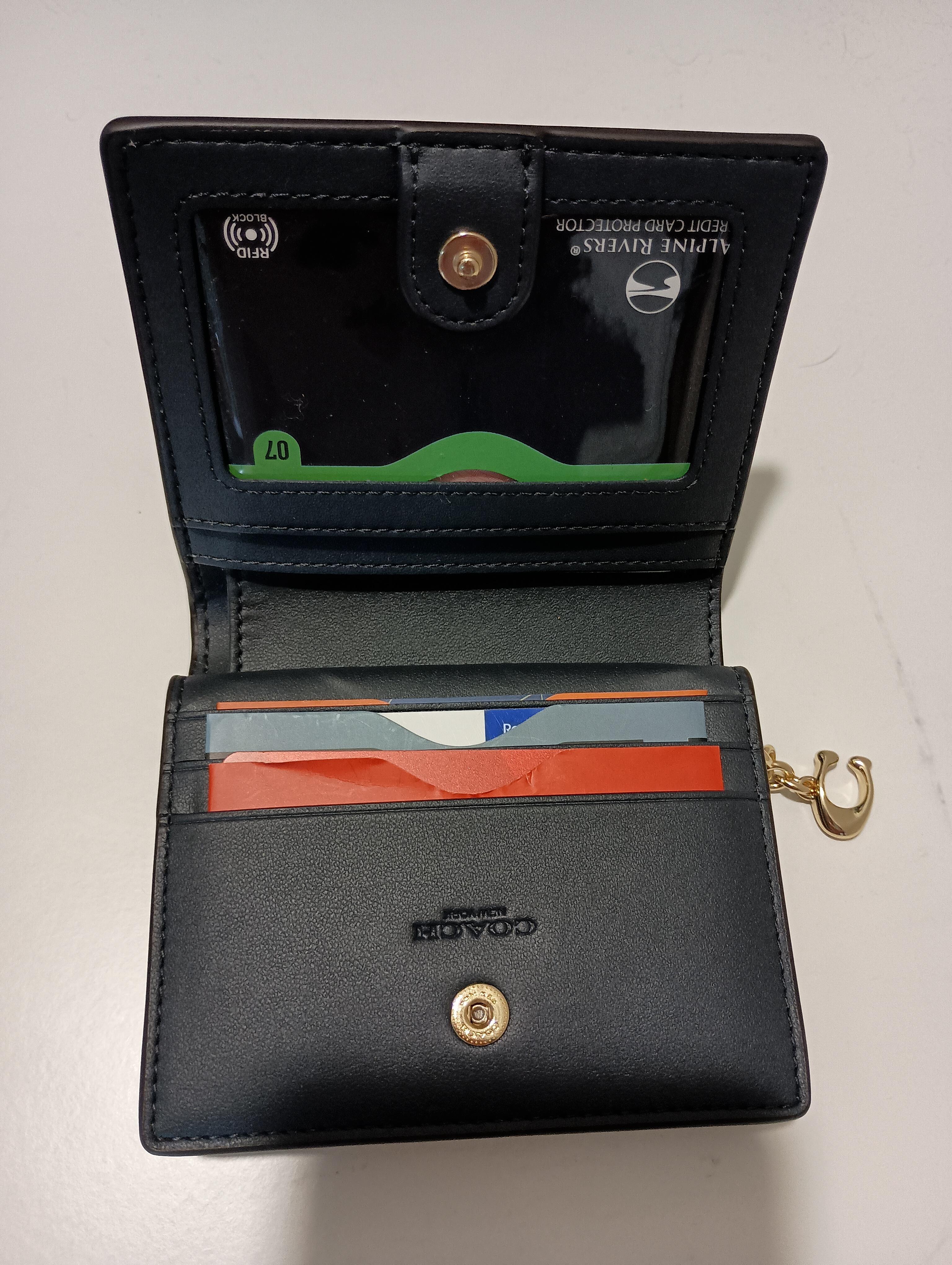 COACH® | Boxed Snap Wallet With Daisy Print