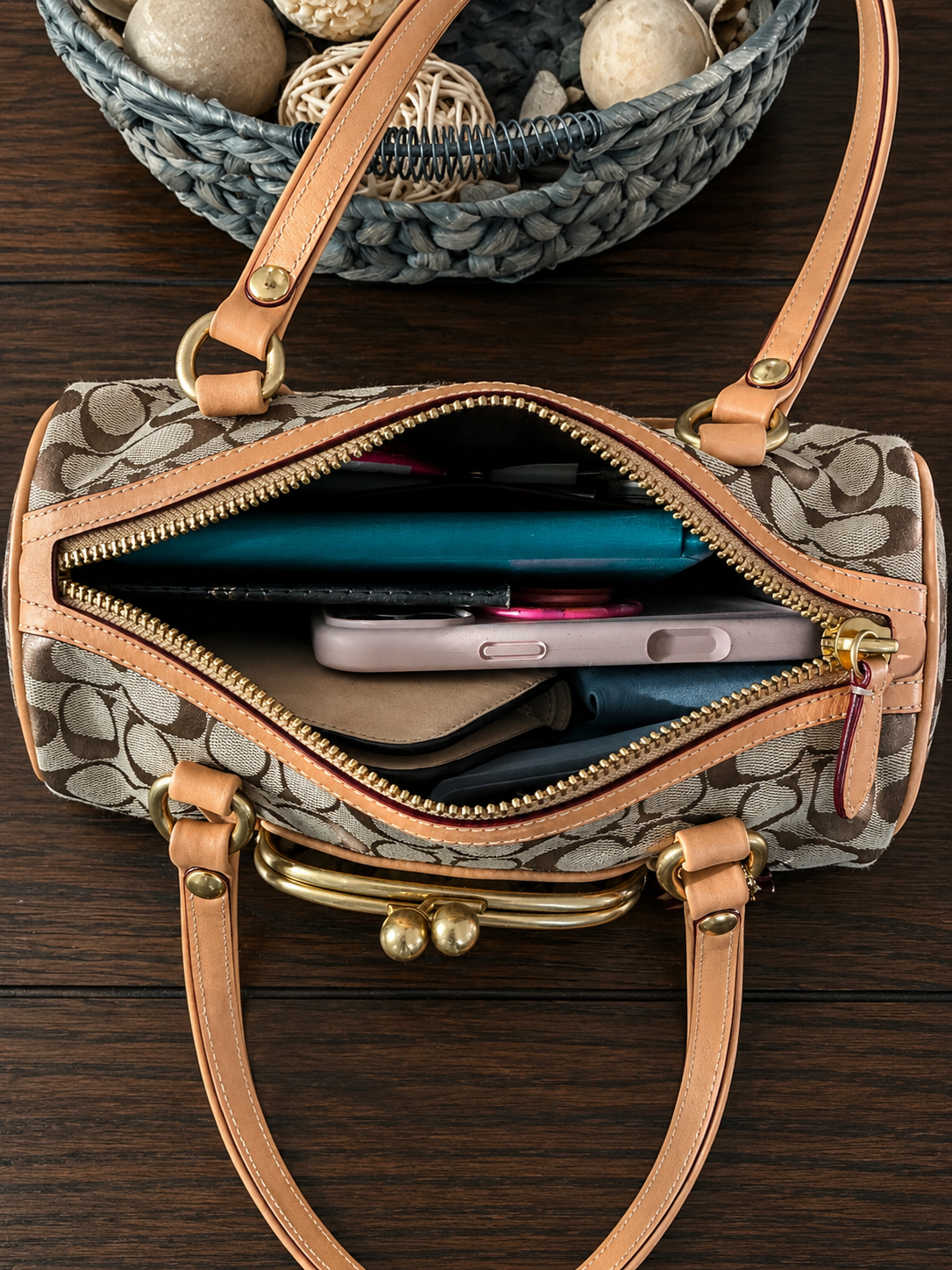 Kisslock Barrel Bag 28 In Signature Jacquard | Bags | Coach | COACH®