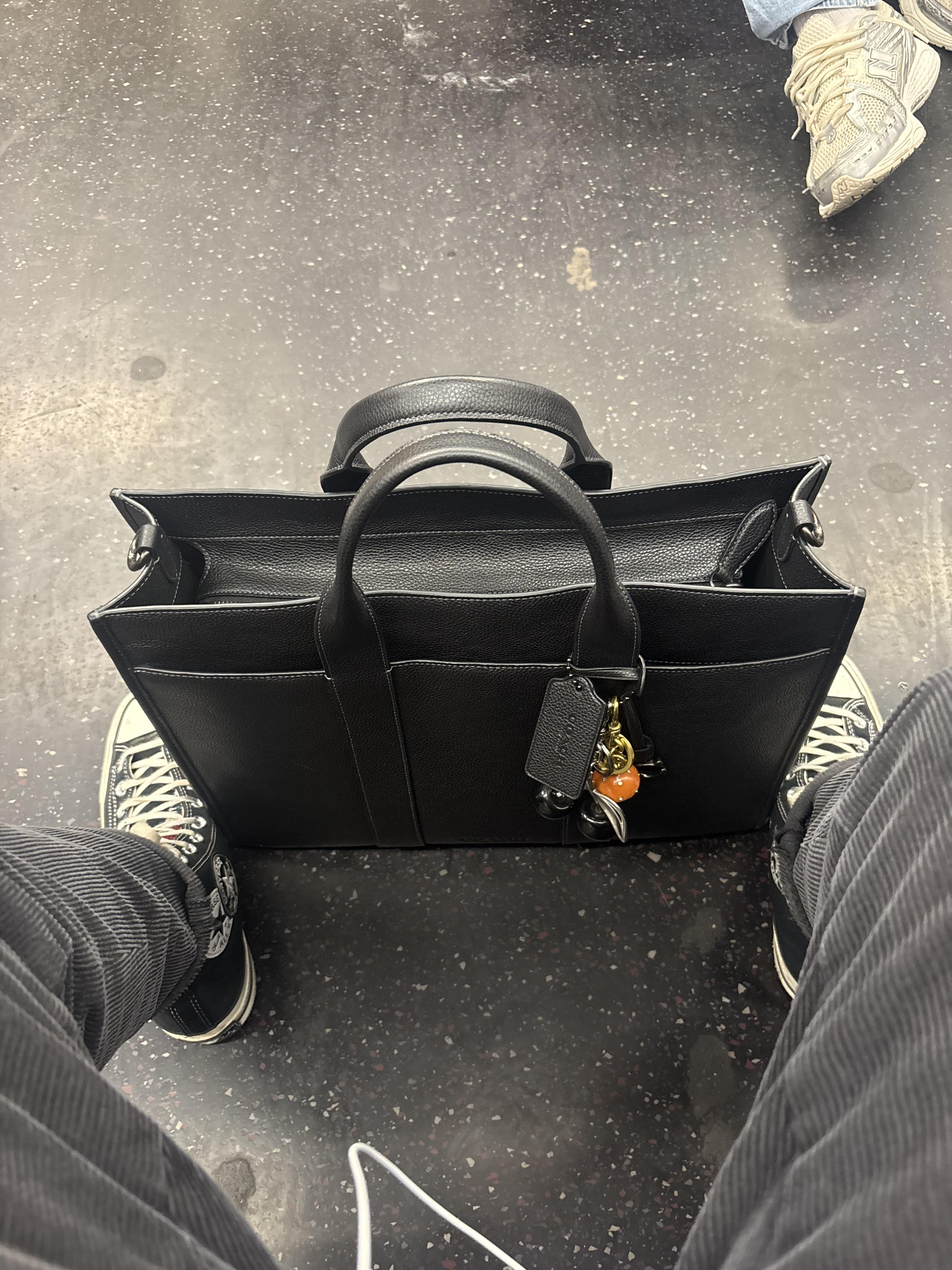 Wesley Tote In Signature Canvas | Bags | Coach | COACH®