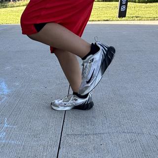 Submitted by Great athletic shoe!