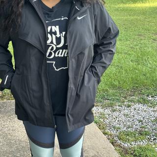Submitted by Men’s Nike Jacket