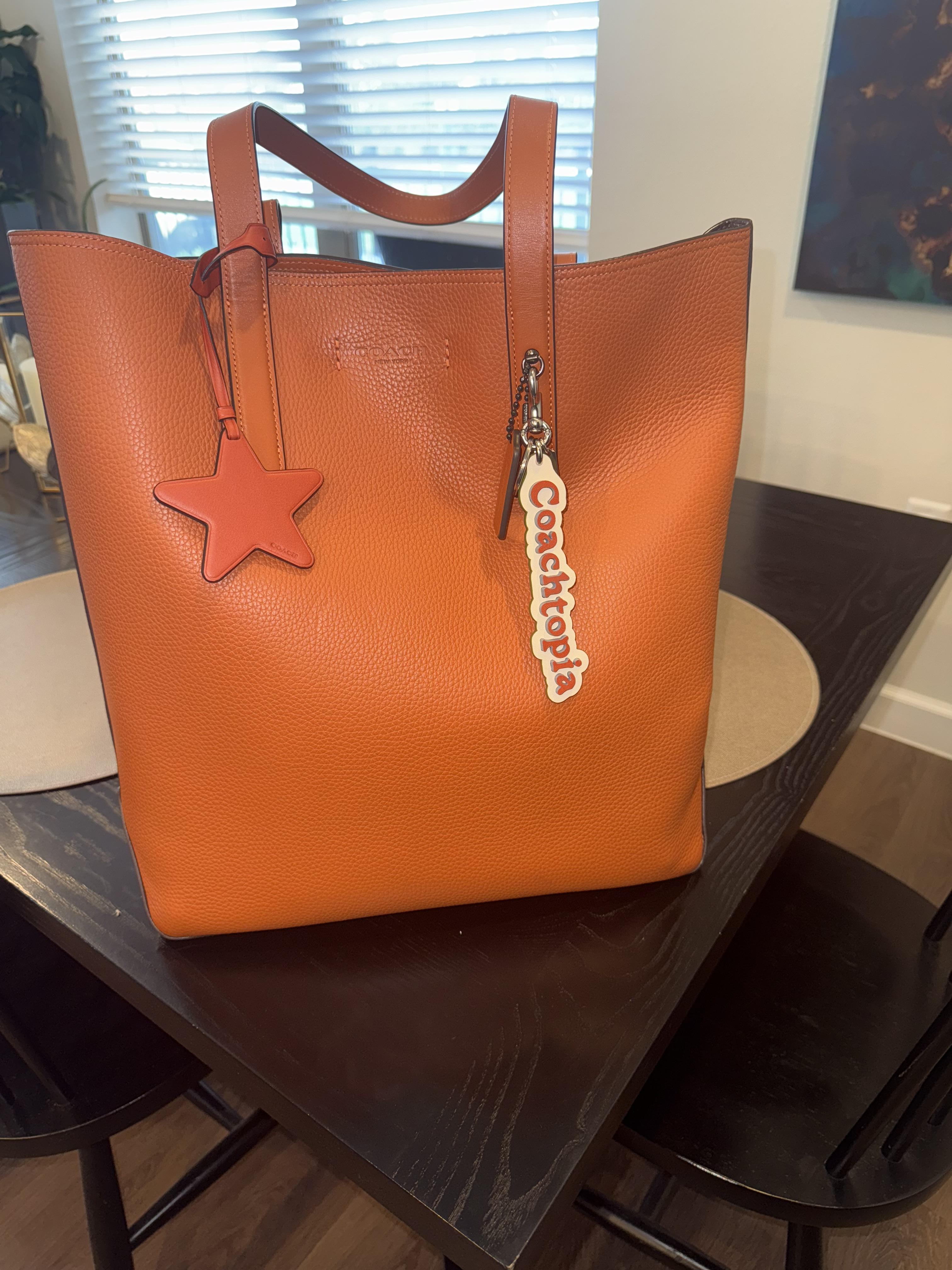 【COACH】Coachtopia Bag Charm In Coachtopia Leather Logo Bag Charm In Coachtopia Leather | Coachtopia ™