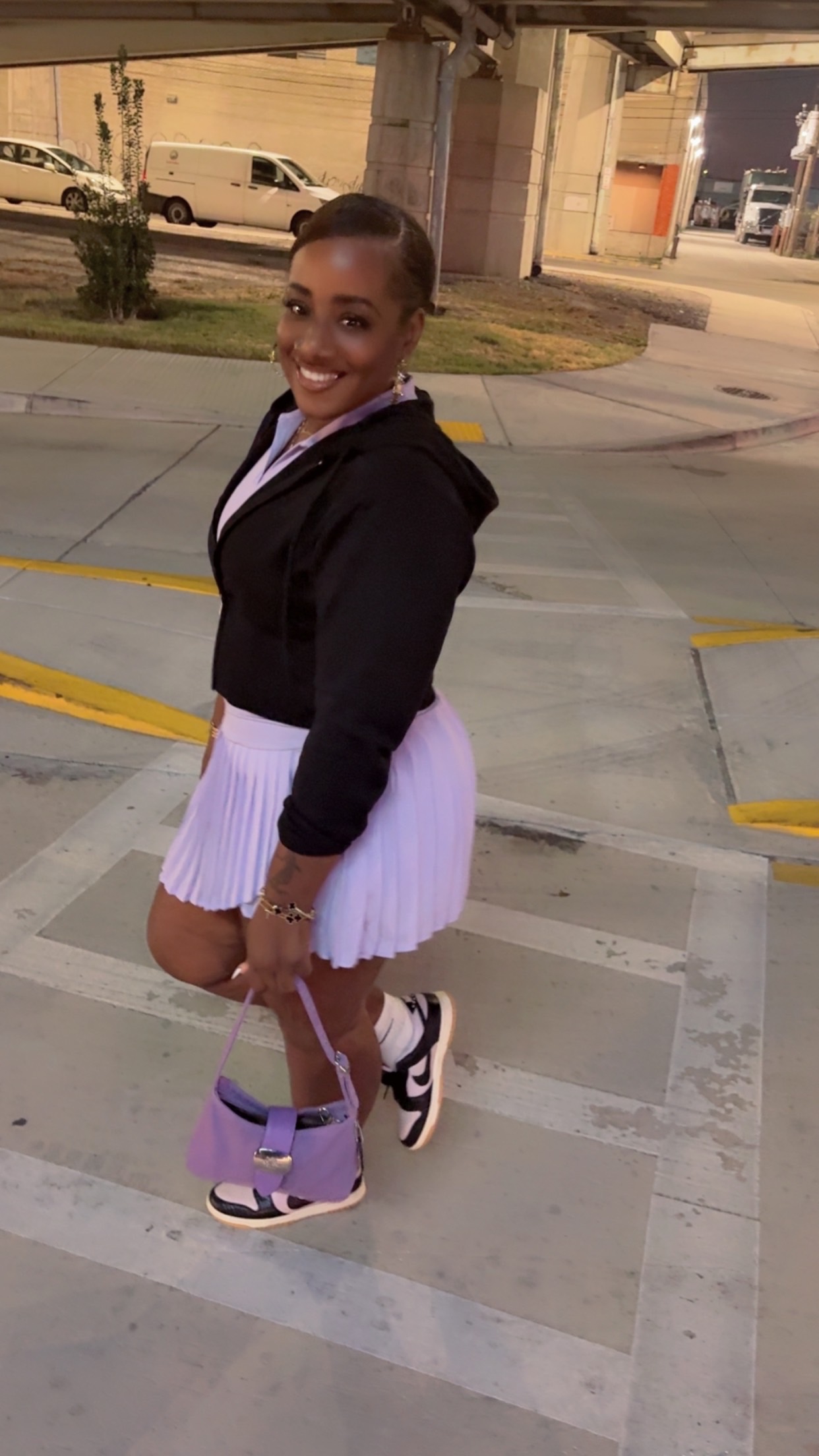 COACH® Outlet | Eliza Shoulder Bag With Zipper Closure