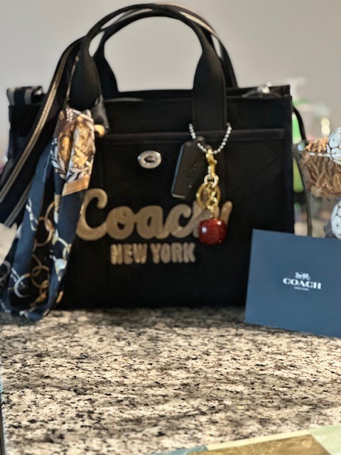 ★Coach★ Cargo tote bag with floral print CBG42 LHY23 COACH® Outlet | Cargo Tote Bag With Floral Print