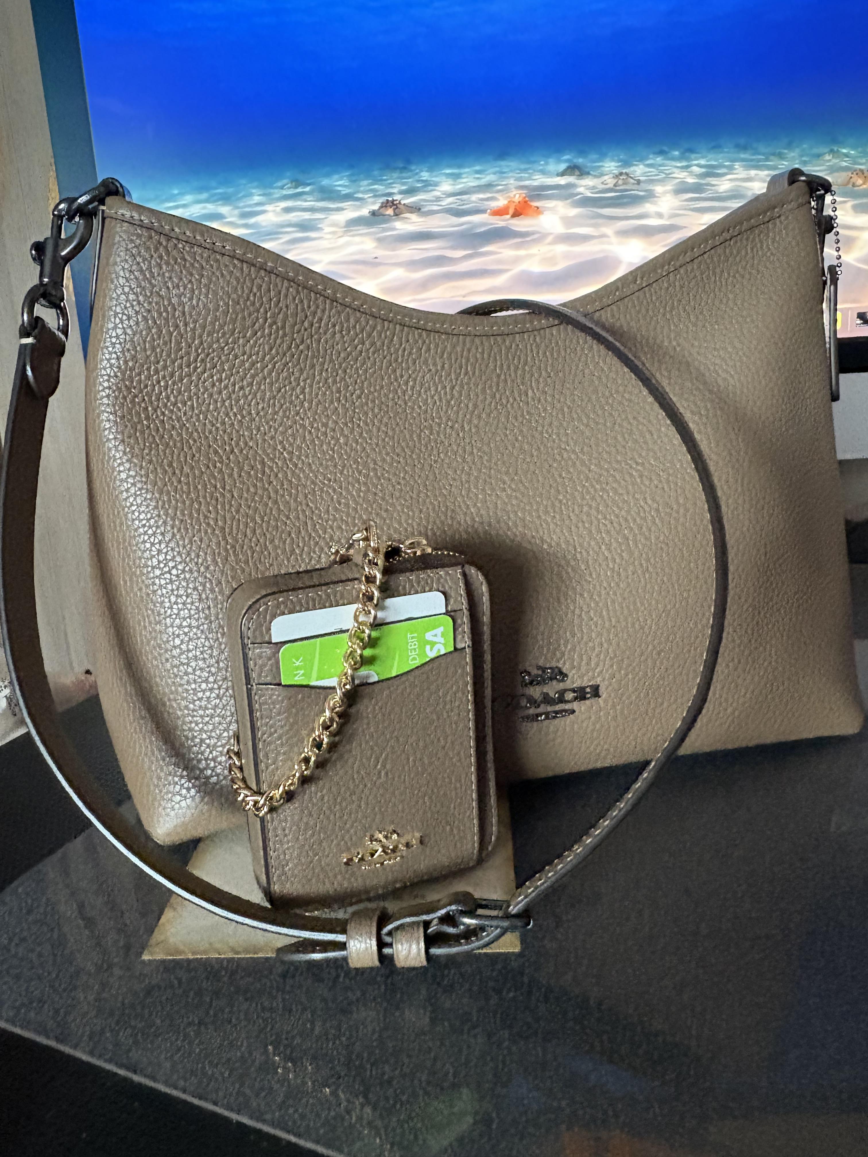 バッグ Coach Signature Zip Accessory Pouch Bag Coach Signature Accessory Pouch Bag | eBay