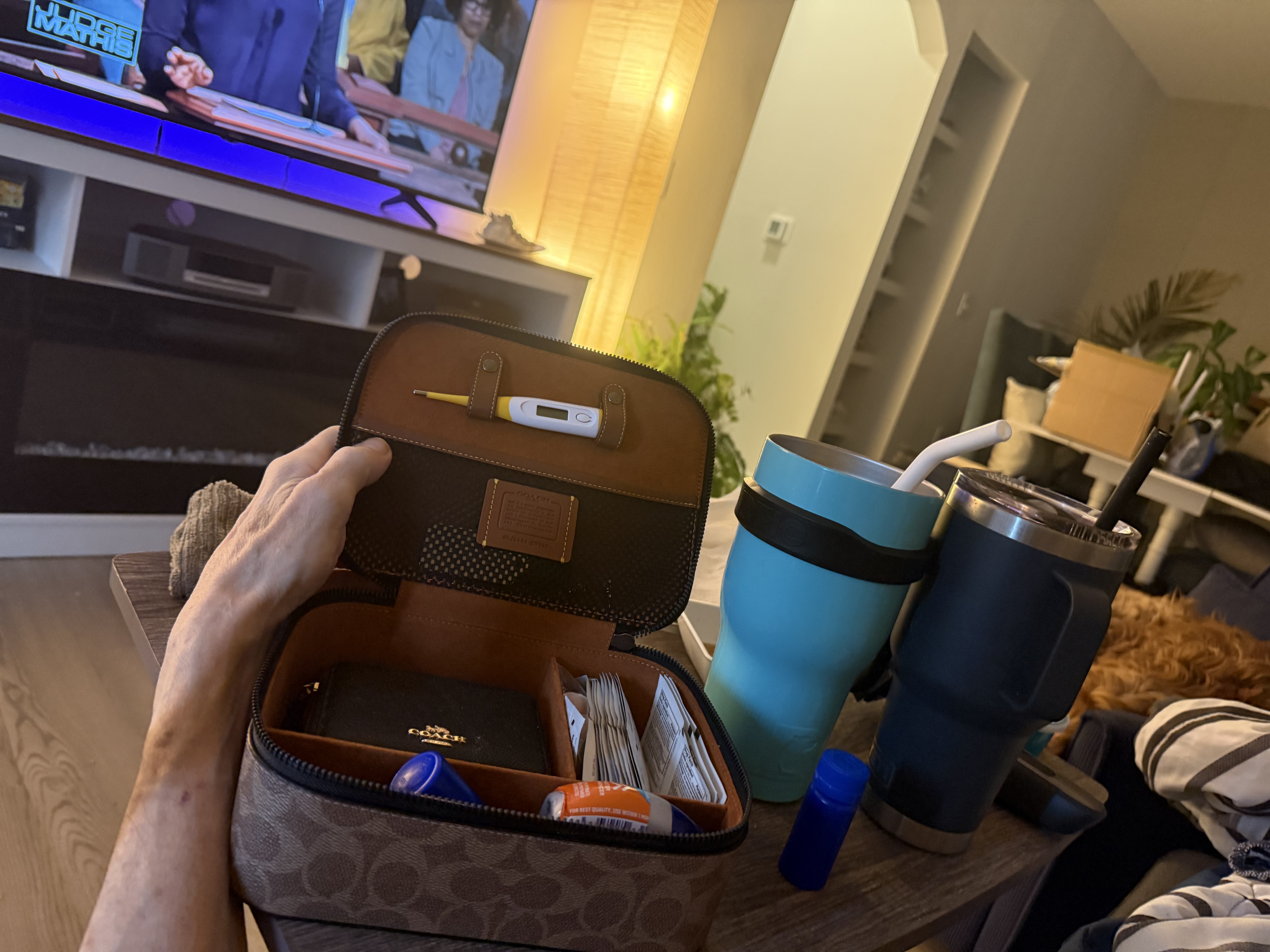 COACH　ディスプレイ COACH Leather Passport Case Travel Wallet in Black 93604