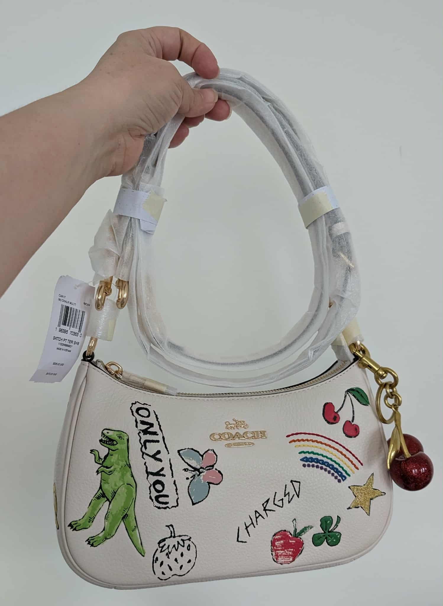 【Coach】Teri Shoulder Bag With Sketch Print ◆国内発送◆ COACH® Outlet | Teri Shoulder Bag With Sketch Print