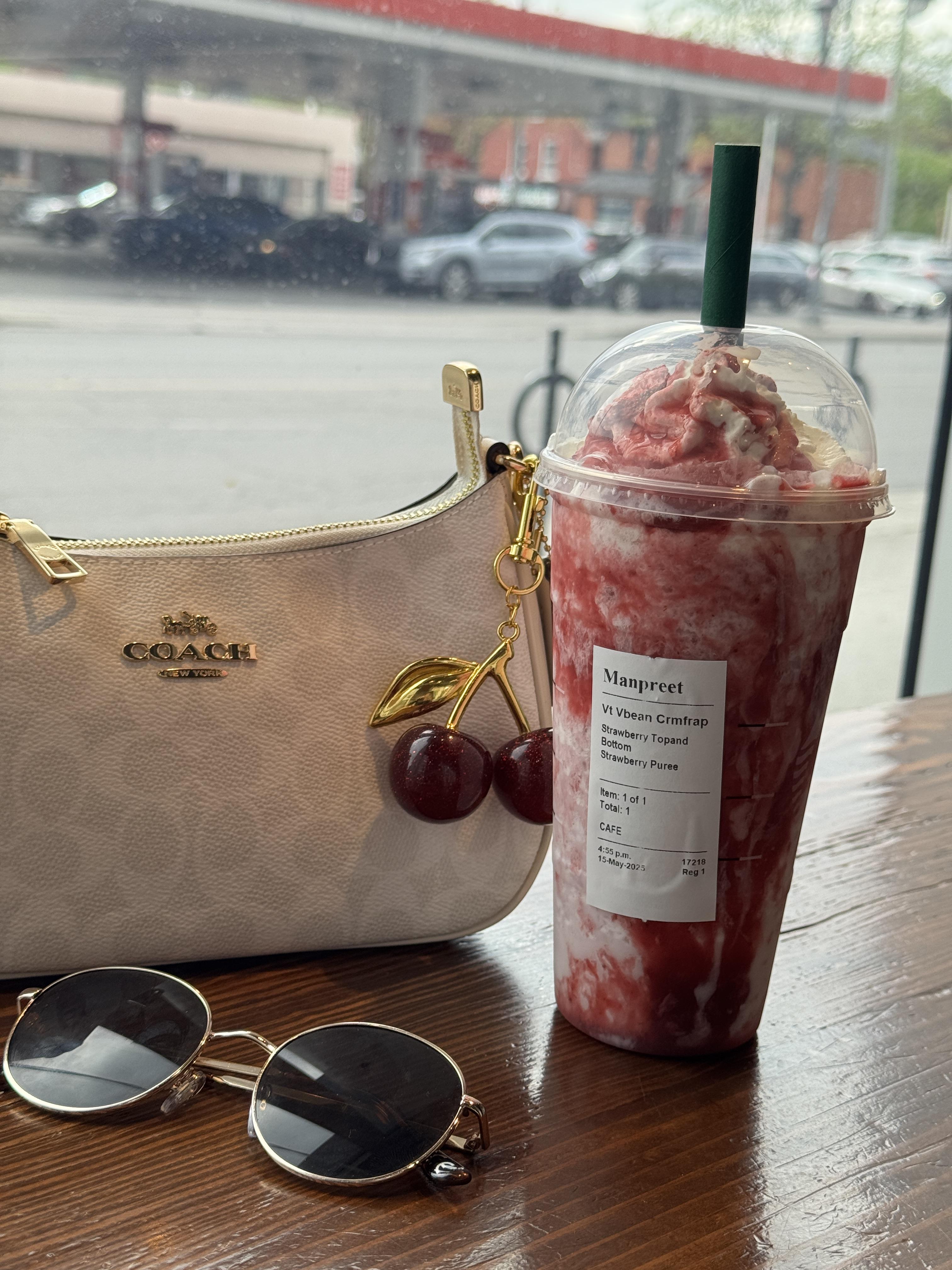 【COACH】Teri テリ ショルダー バッグ 2way 新作 チェリー Coach Teri Shoulder Bag In Signature Canvas With Cherry
