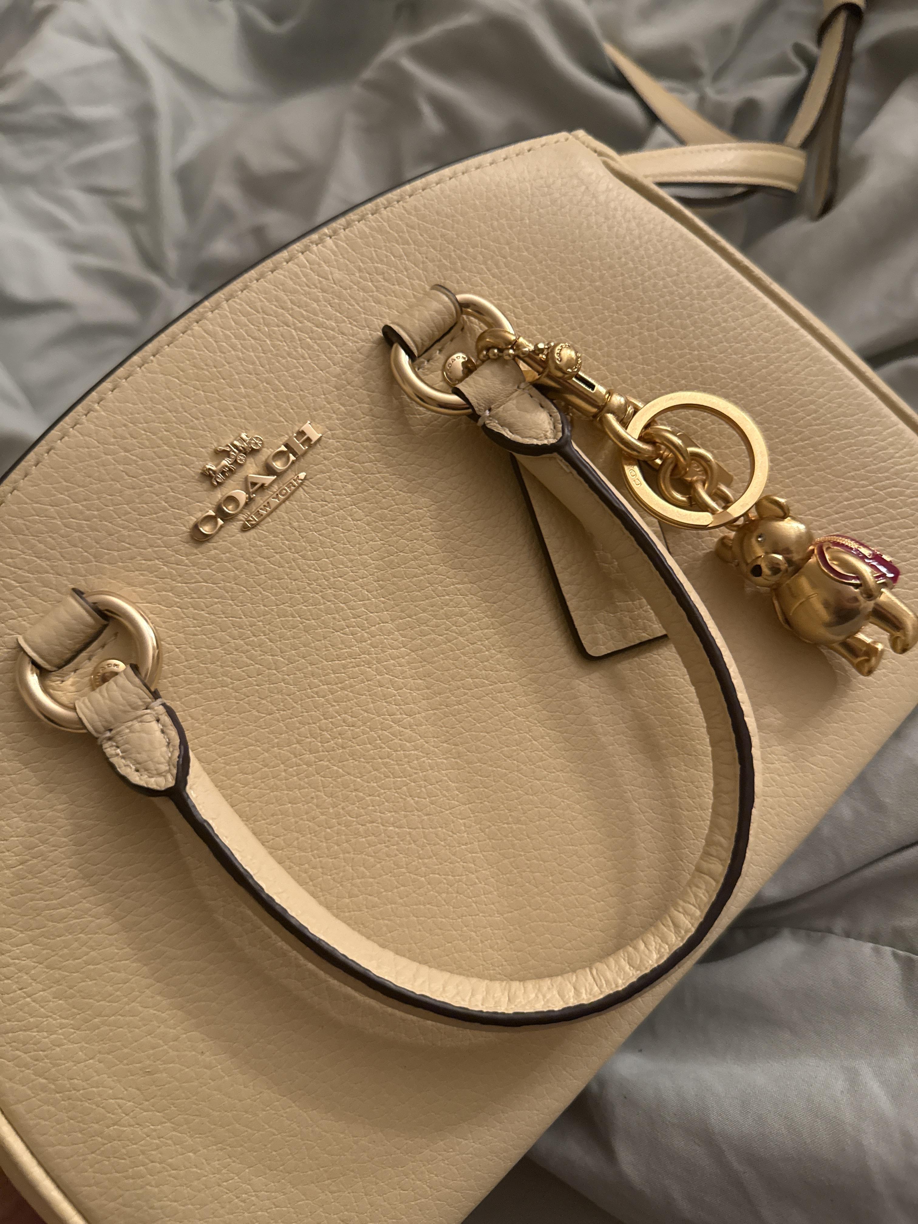 【Coach】Savannah Carryall Bag キャリーオール ◆国内発送◆ COACH® Outlet | Savannah Carryall Bag In Signature Canvas
