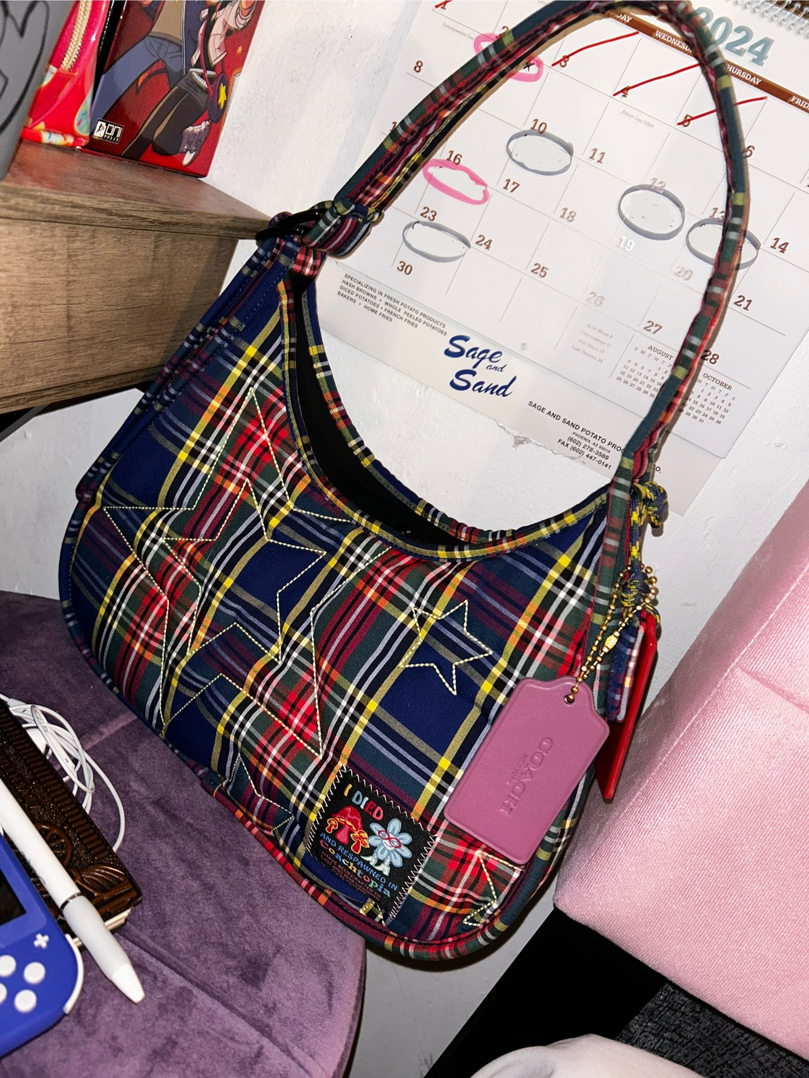 Ergo Bag With Cloud Quilting | Coachtopia ™