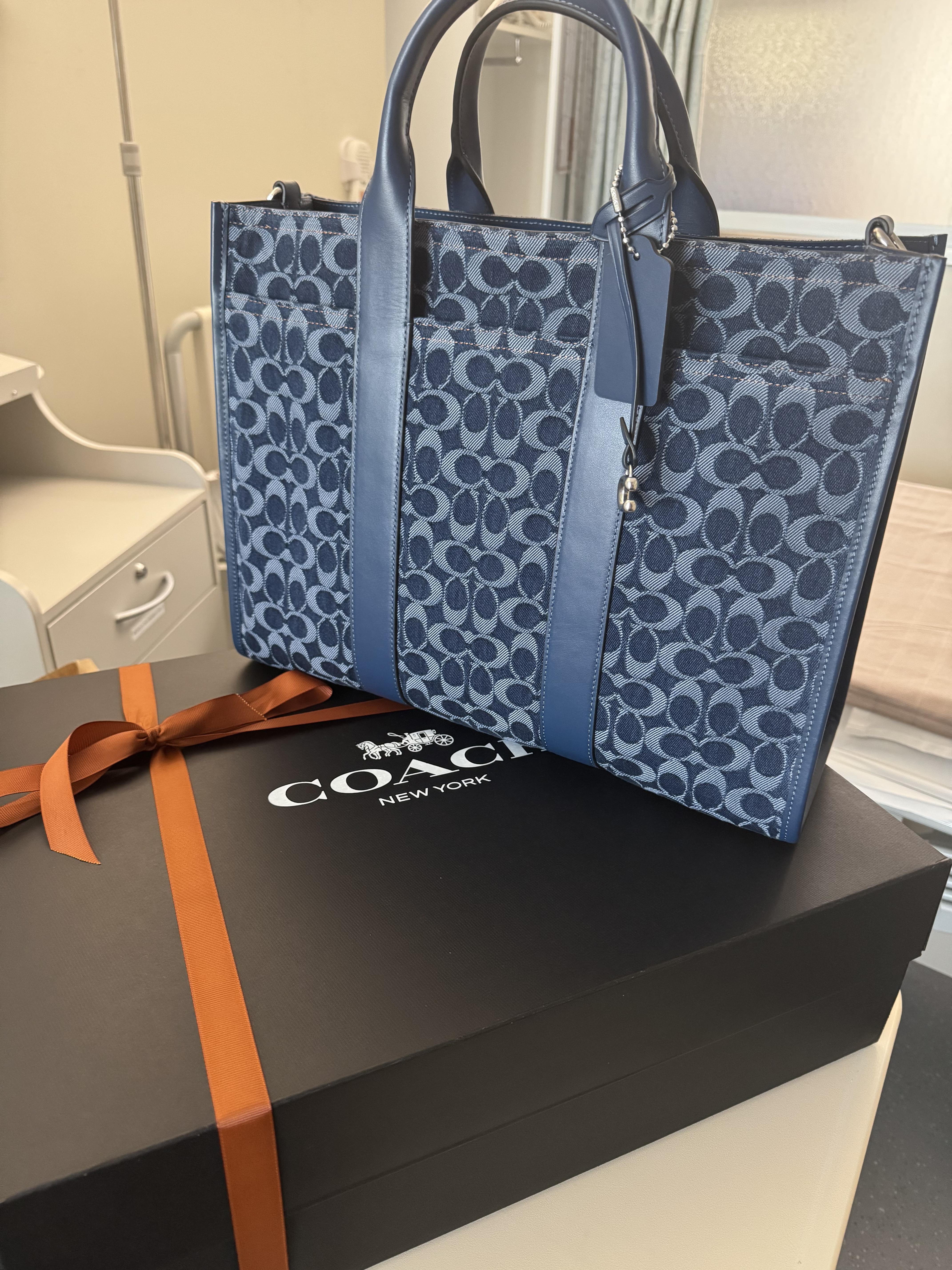 COACH® Outlet | Wesley Tote In Signature Denim COACH® Outlet | Wesley Tote In Signature Denim