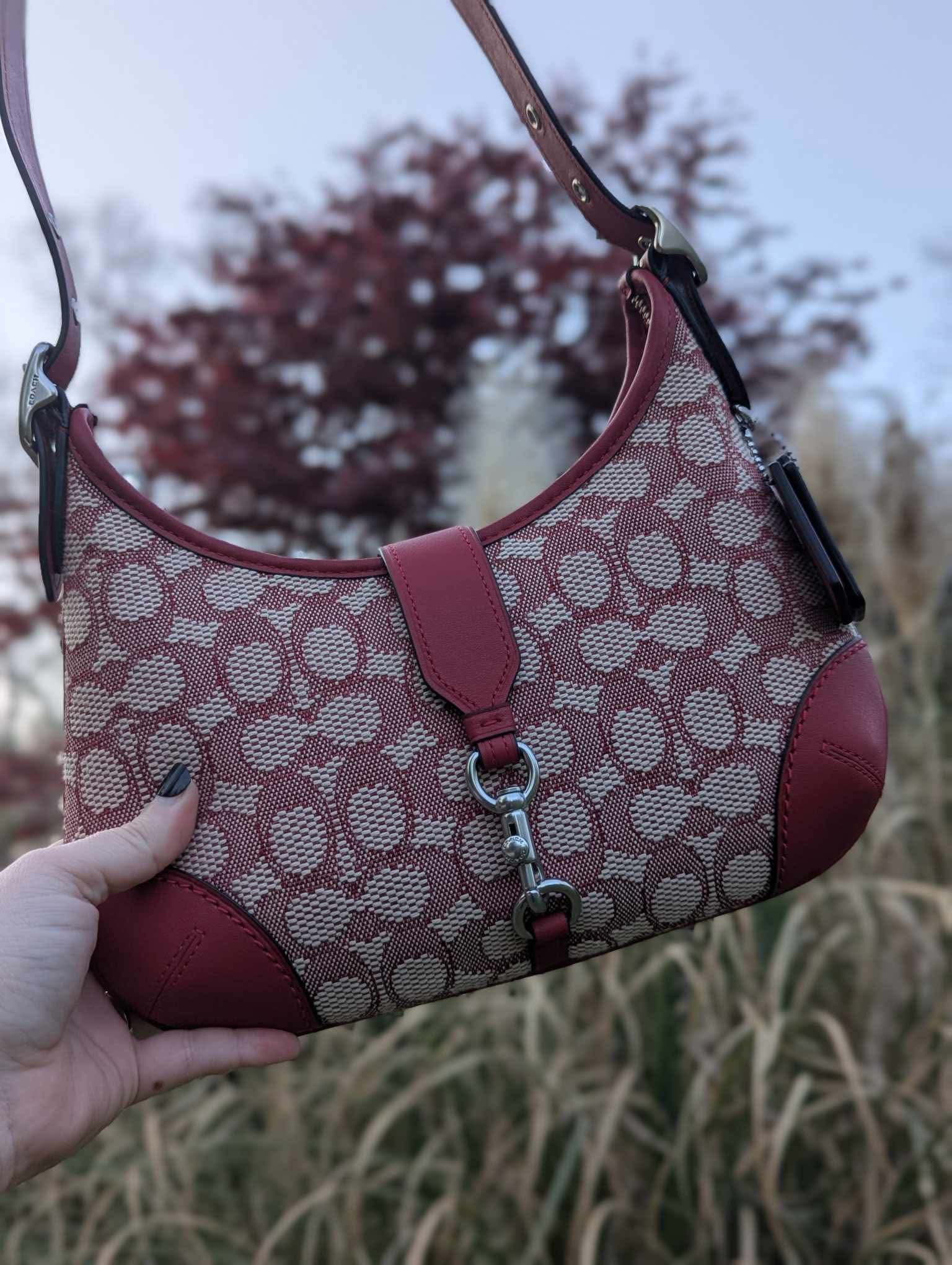 COACH® Outlet | Hamptons Hobo Bag