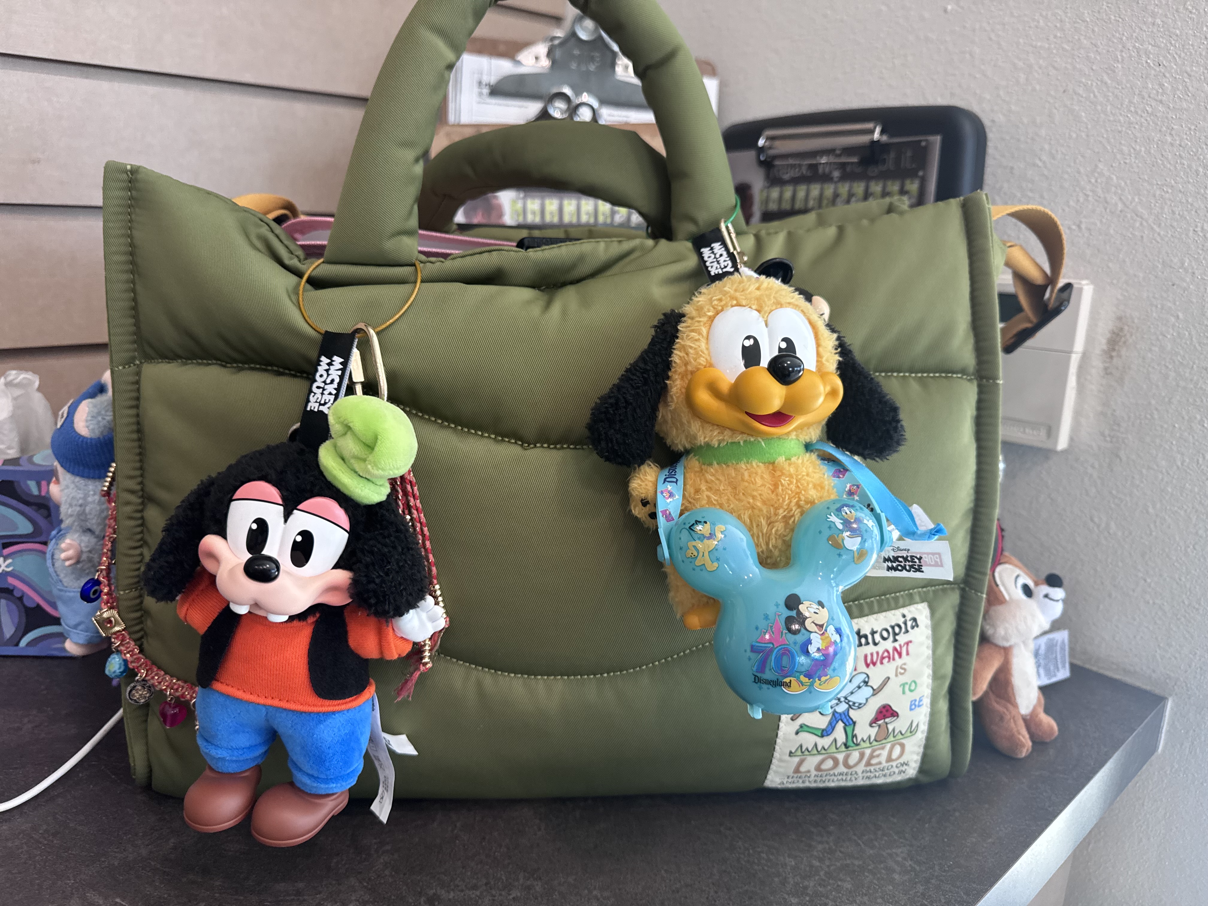 【Coachtopia】Loop Tote With Wavy Quilting★トートバッグ★ Coachtopia Loop Tote With Wavy Quilting | Coachtopia ™