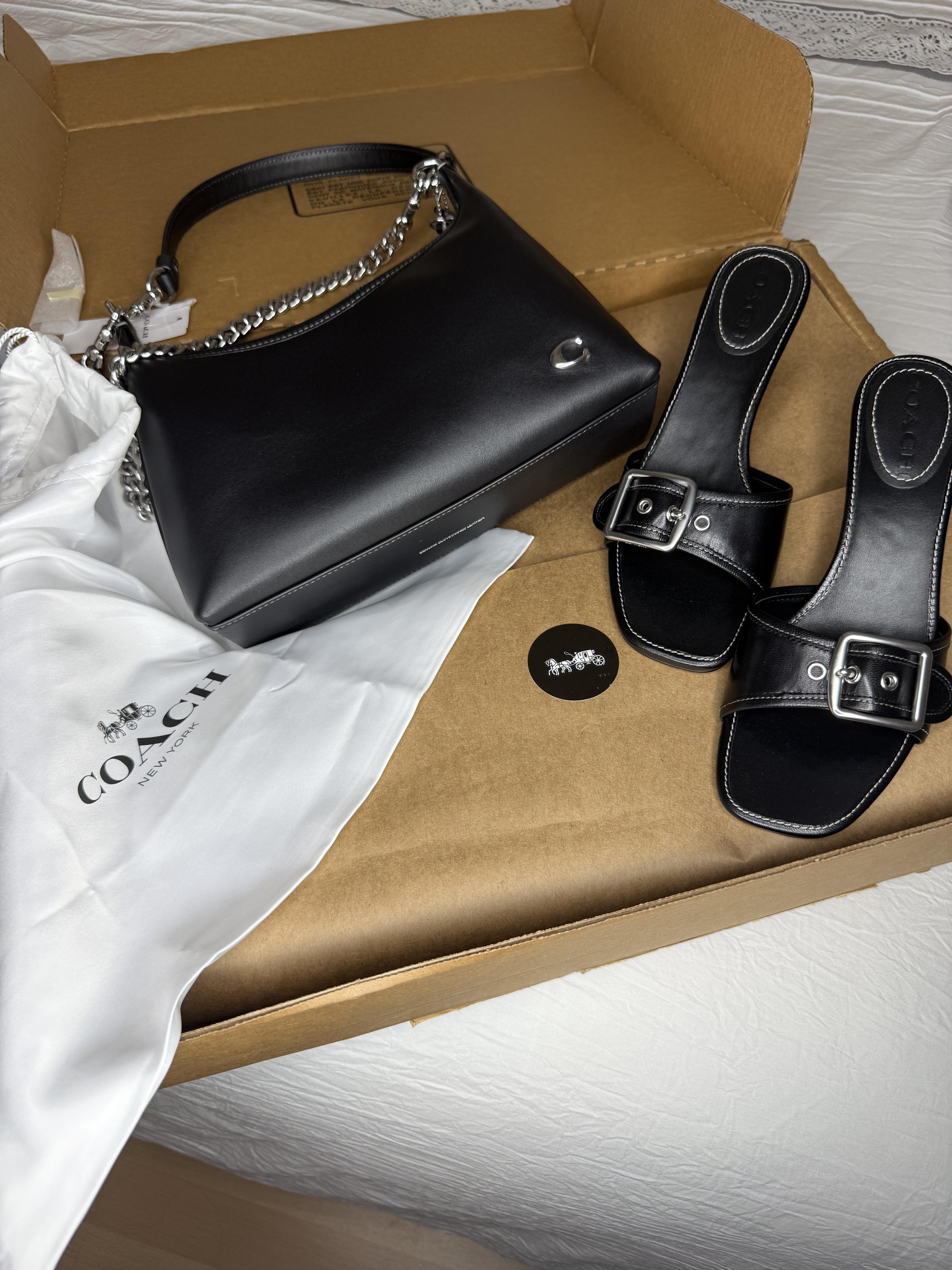 上品なシグネチャーデニム★COACH★マーゴット サンダル COACH® Outlet | Margot Sandal In Signature Denim