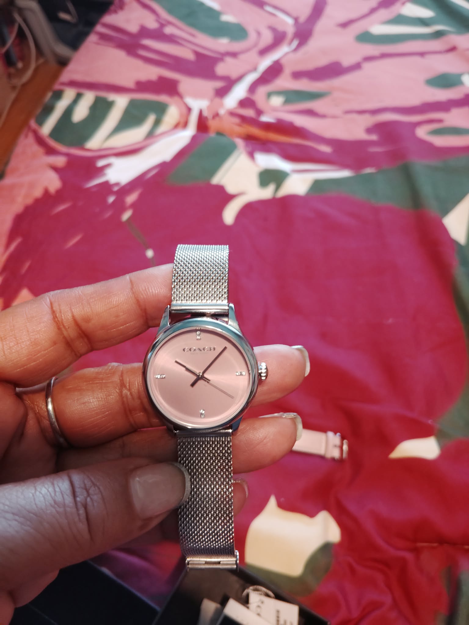 コーチ　リビーウォッチ26M ピンク 公式】コーチアウトレット | リビー ウォッチ 26MM