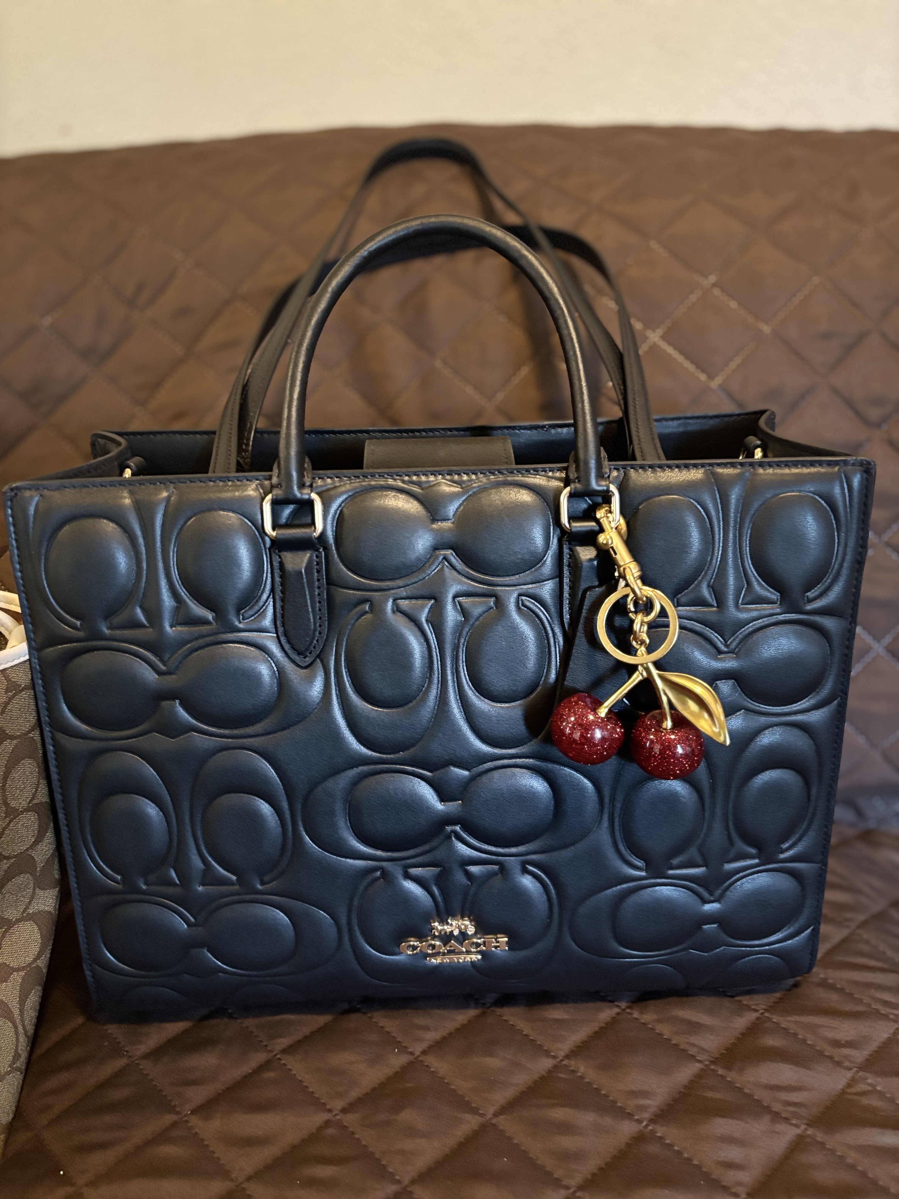 COACH® Outlet | Maggie Tote Bag In Blocked Signature Leather