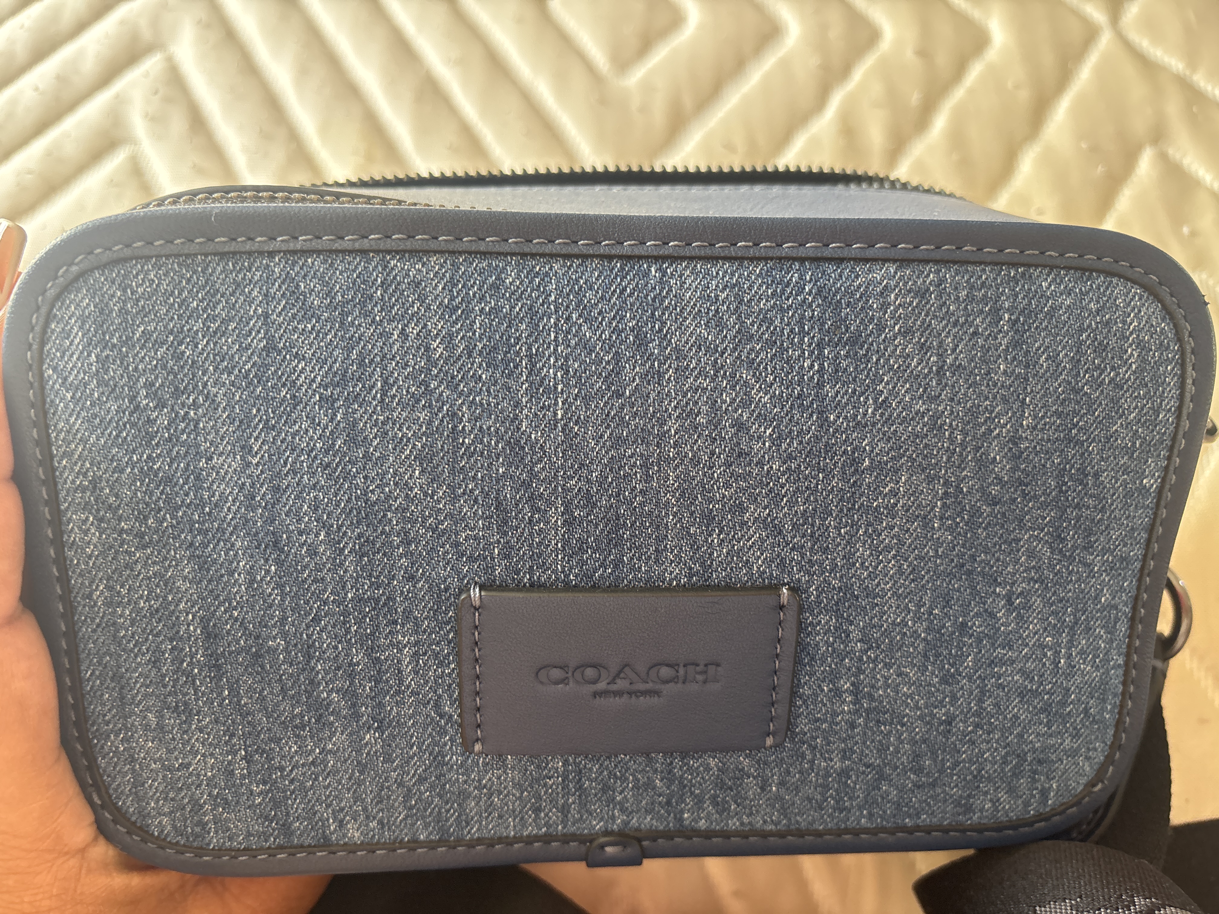 COACH Wyatt Crossbody Sketch Print ポーチ COACH® Outlet | Wyatt Crossbody Bag With Sketch Print