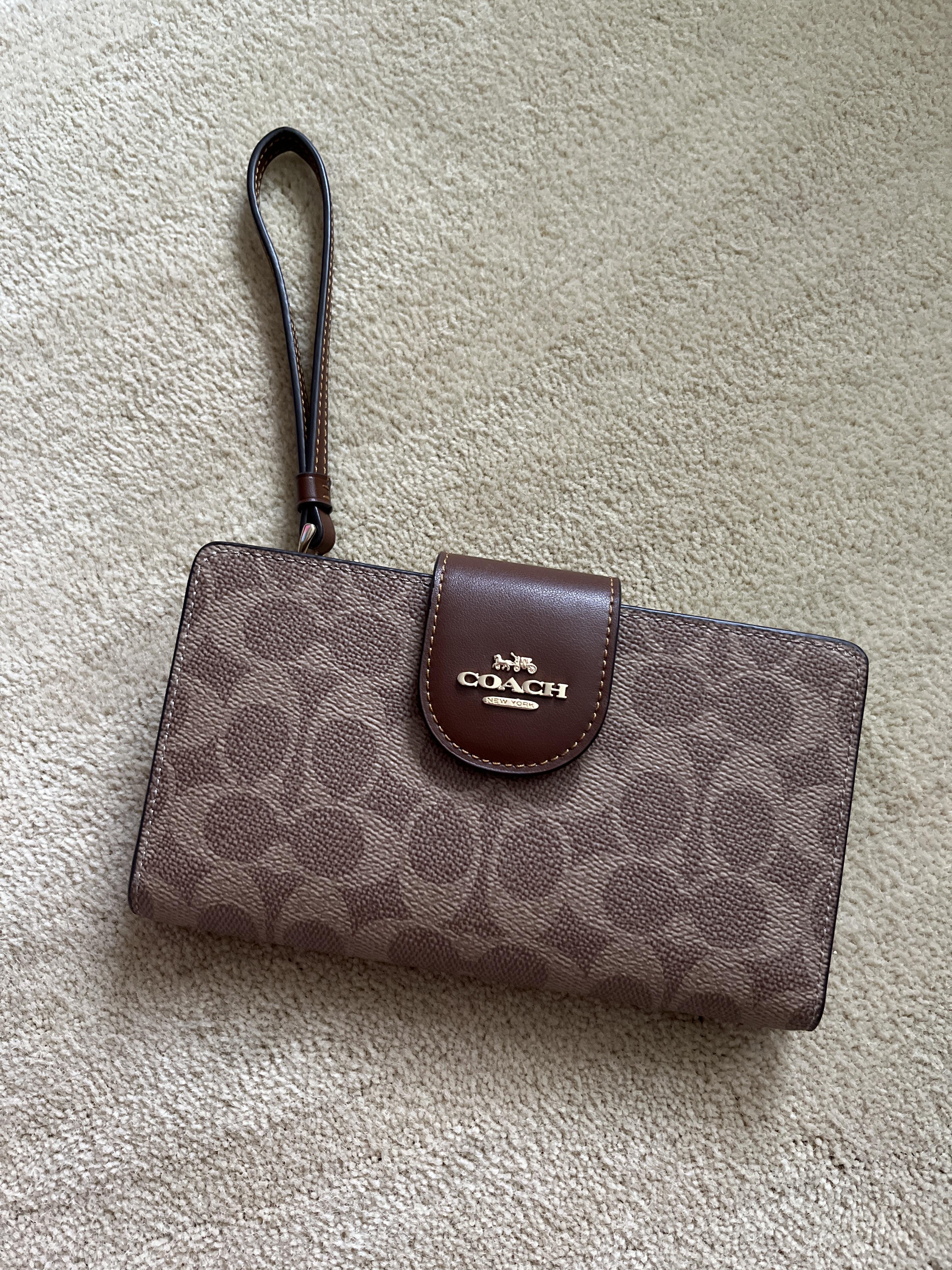 COACH® Outlet | Phone Wallet In Signature Canvas With Floral