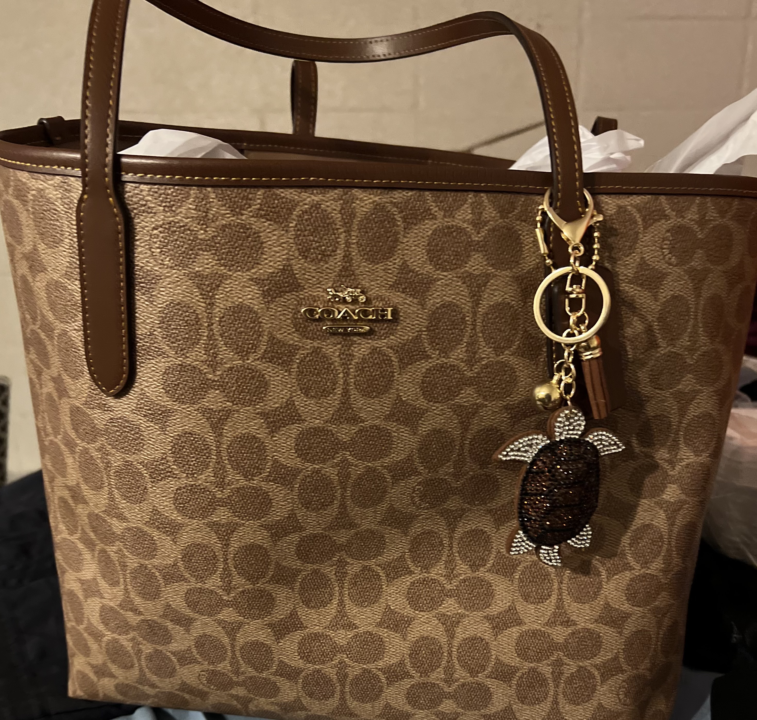 COACH◇City トート Hula Print 在庫確認ください CJ601 Coach City Tote In Signature Canvas With Hula Print