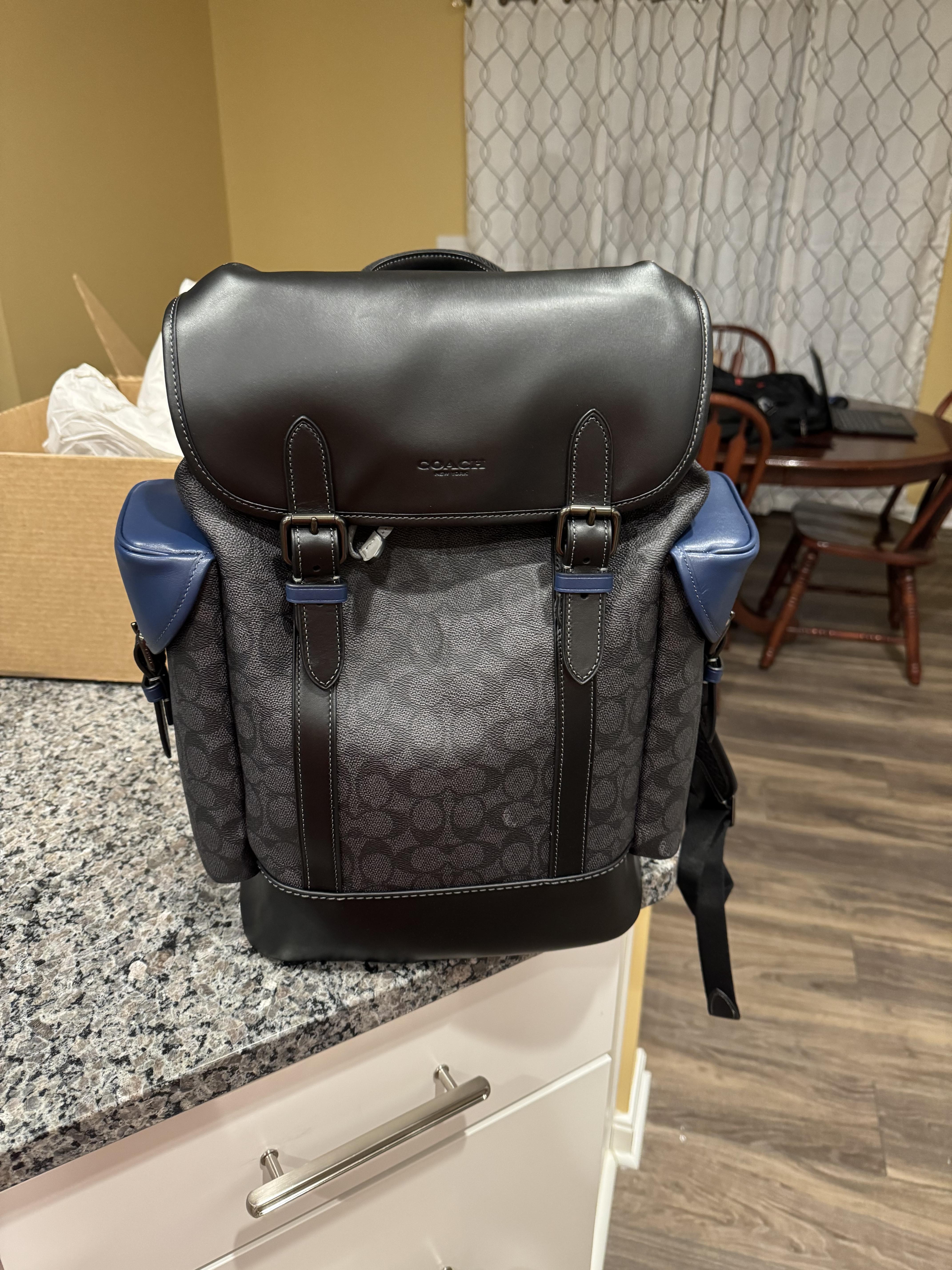 COACH Horse And Carriage バックパック キャンバス 全2色 COACH Horse And Carriage バックパック キャンバス 全2色