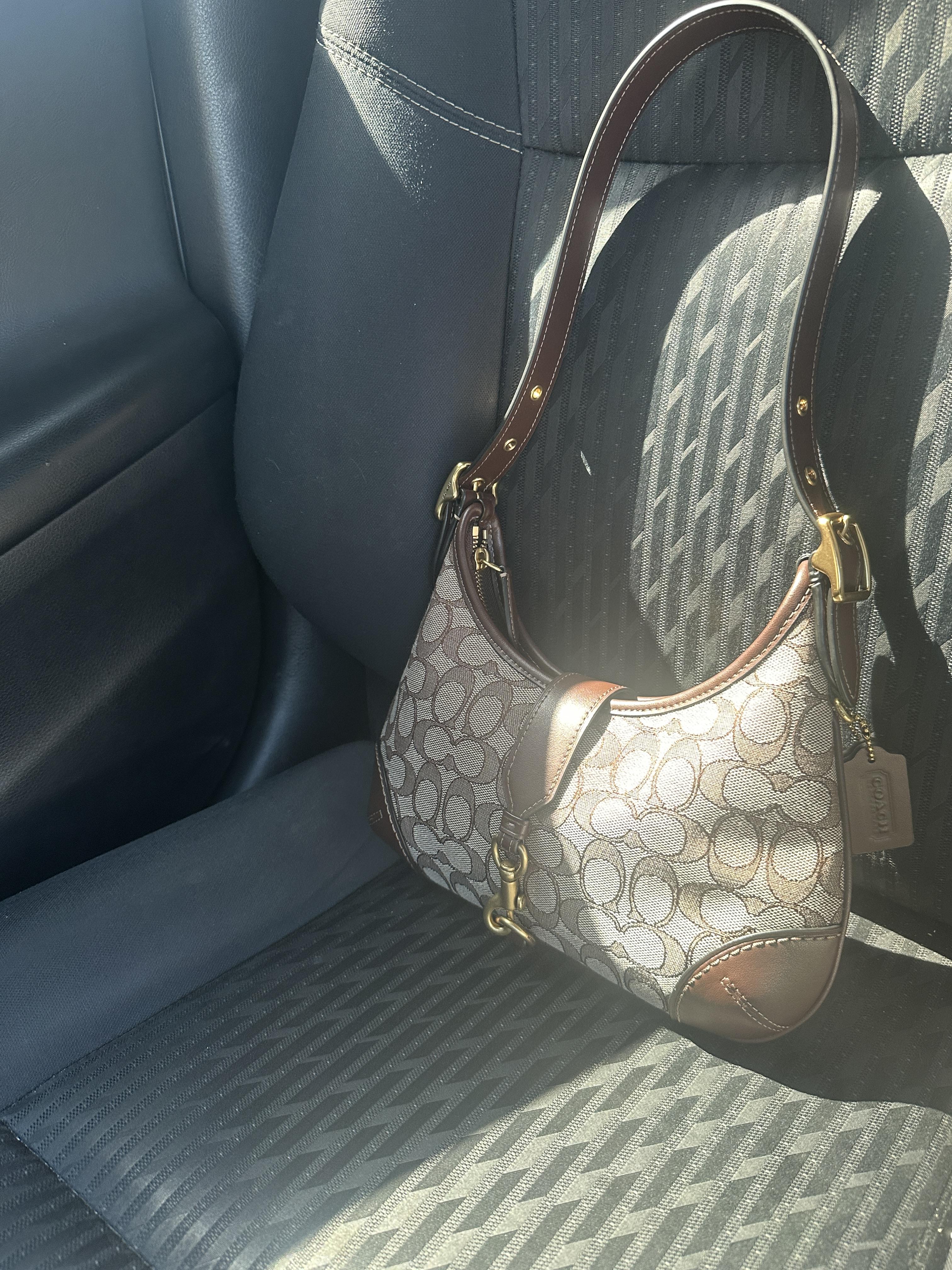 COACH® Outlet | Hamptons Hobo Bag In Signature Jacquard