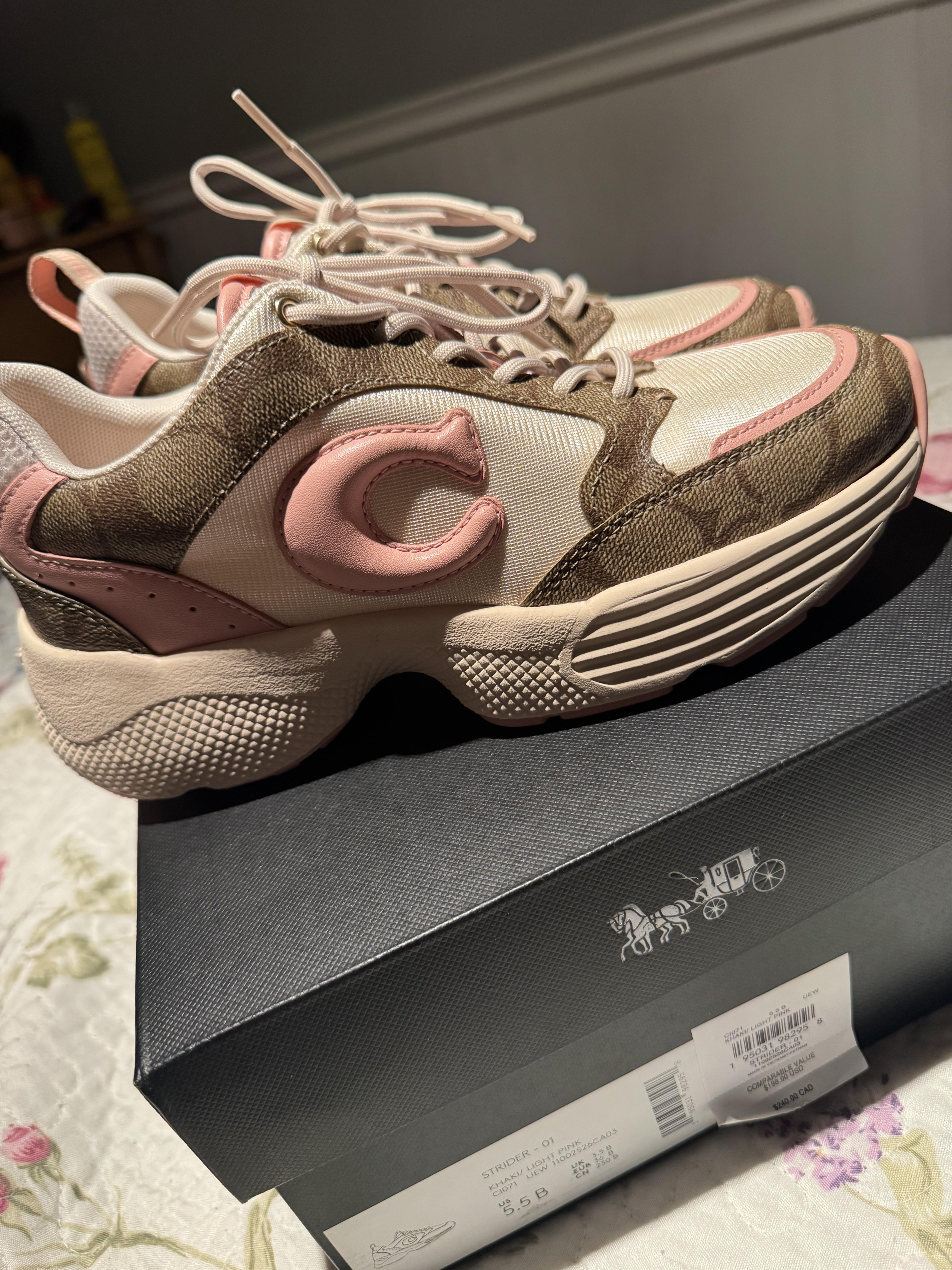 COACH® Outlet | C275 Tech Runner In Signature Canvas