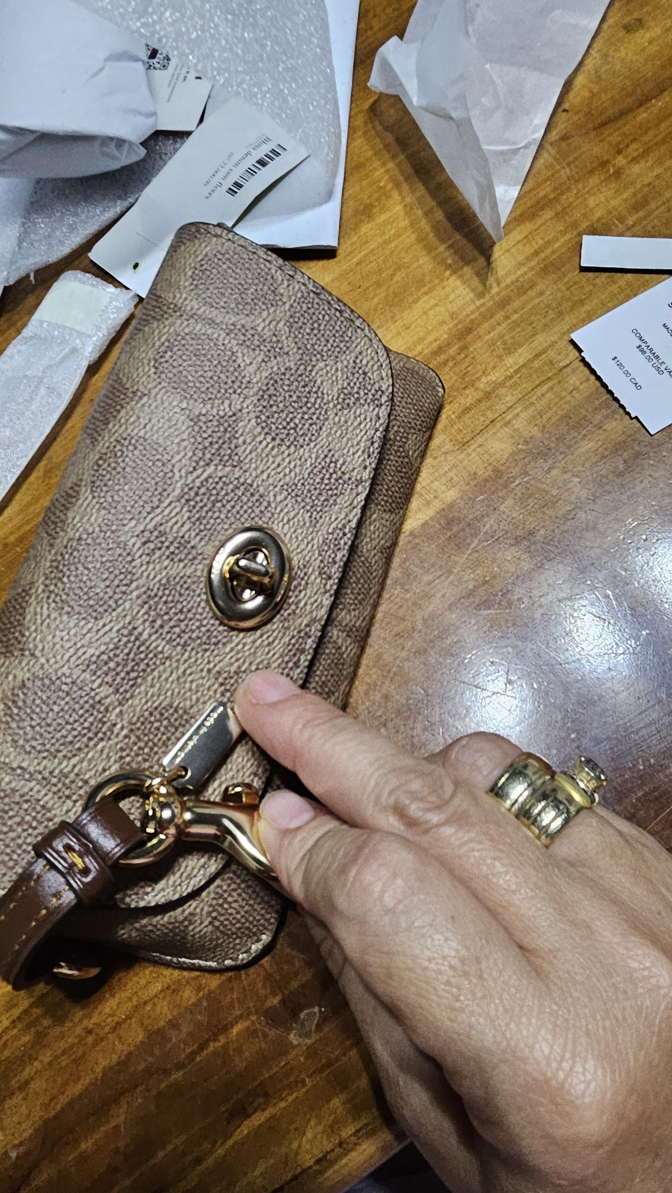 COACH Oversized Off White and Brown Leather Sunglasses Case 97d7a85792025611e745290f3210f3  main image 4