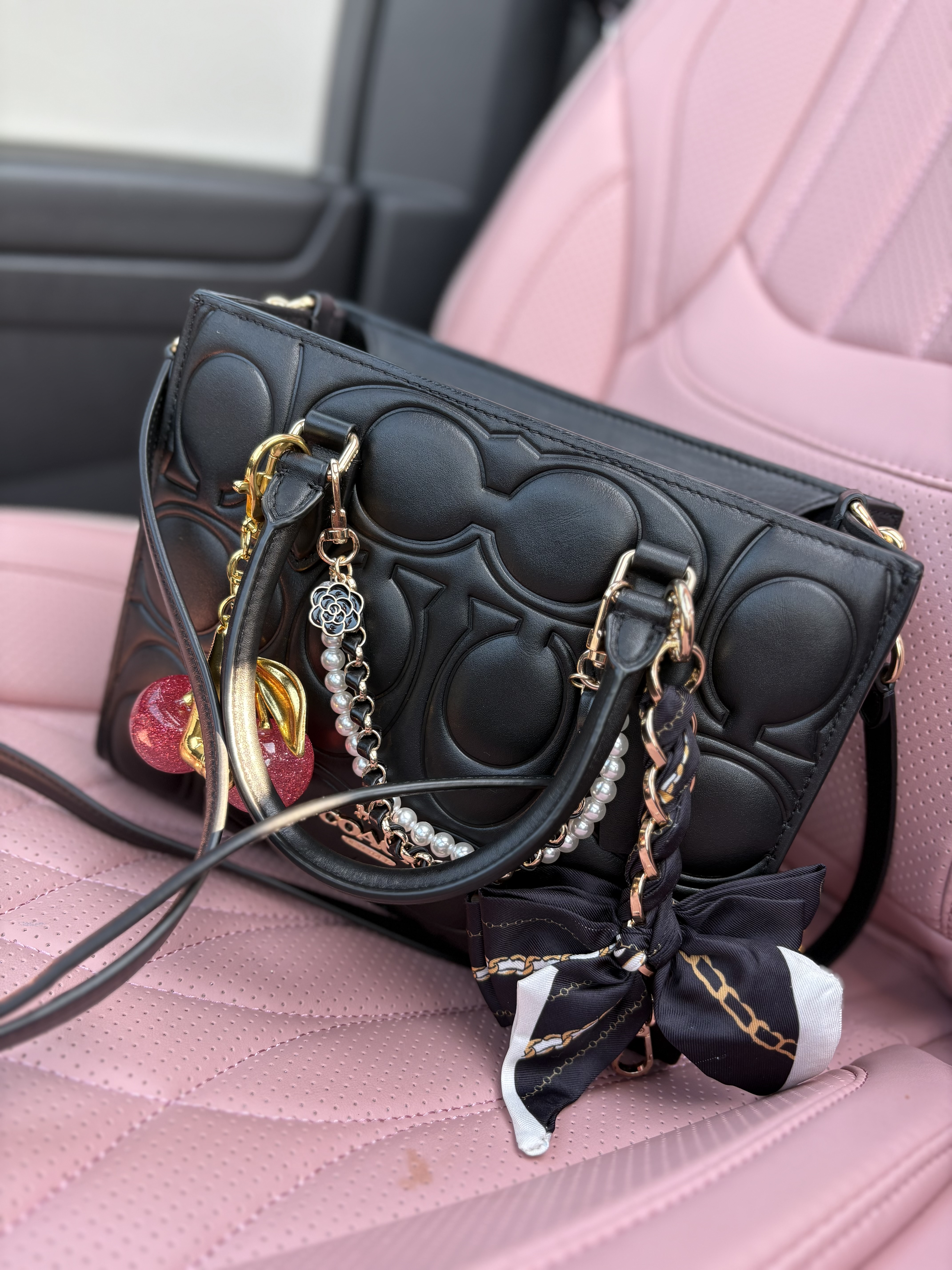 COACH® Outlet | Maggie Small Tote Bag In Signature Leather