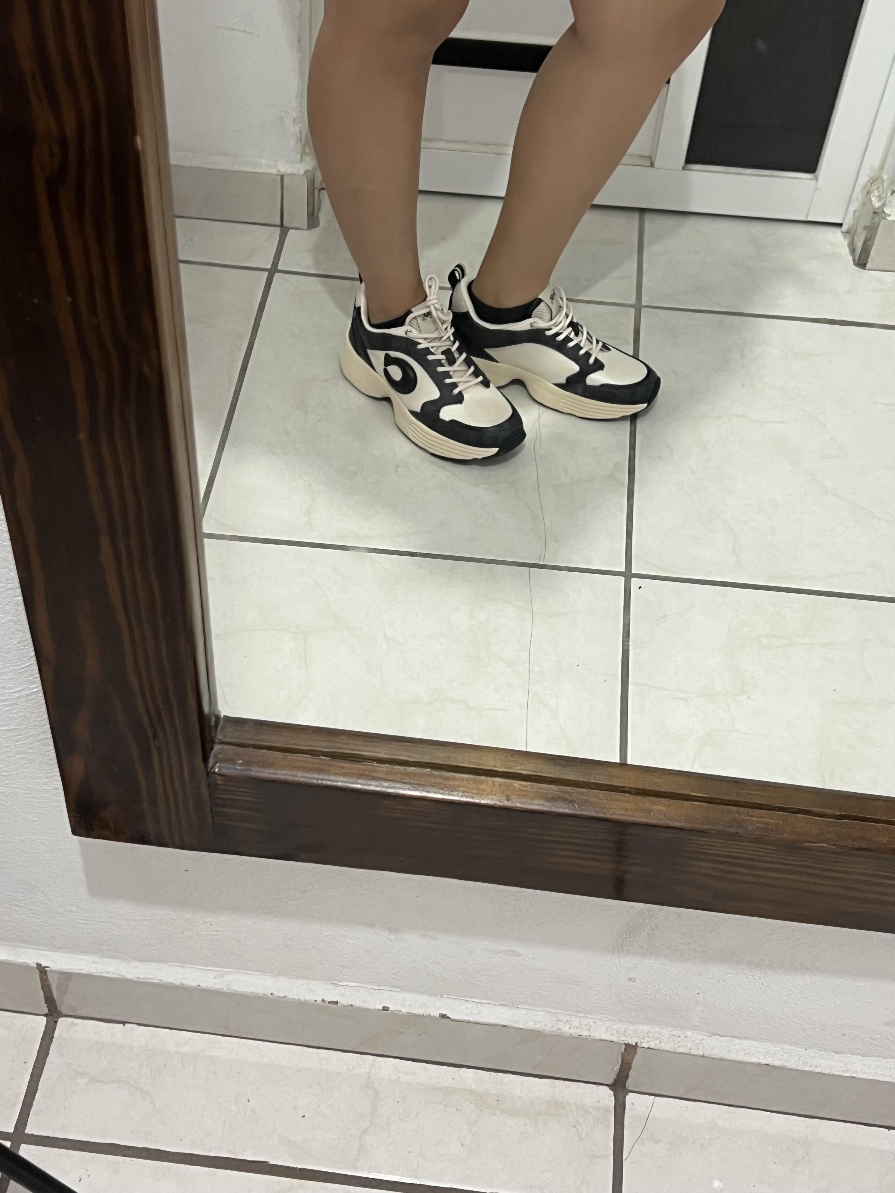 【COACH】Strider スニーカー 在庫確認ください CY242 COACH® Outlet | Strider Sneaker In Signature Canvas