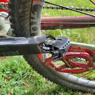 新品 e * thirteen e13 TRS Race CARBO カーボン後ハブ 1本 XD 28h 12x142 mm E*Thirteen TRS Race Carbon Cranks | Jenson USA
