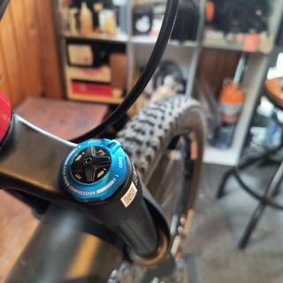 Fox 34 Performance Elite Grip X 29