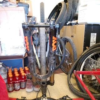 Fox 38 Float Factory GRIP 2 29 2022 | Jenson USA