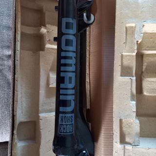 ROCKSHOX DOMAIN 29インチ 160mmストローク/44mm RockShox DOMAIN RC 29