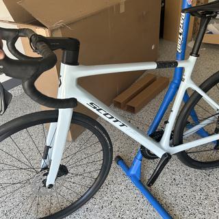 Scott Addict 30 Bike | Jenson USA