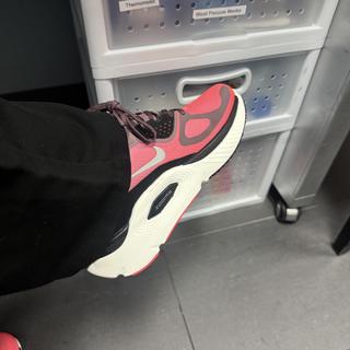 Submitted by Review of Women's Nike Structure Plus Road Running shoes