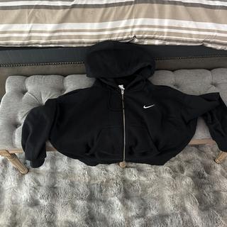 Submitted by Perfect Hoody