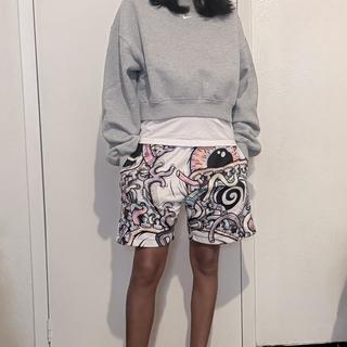 Submitted by Nike cropped crew sweater