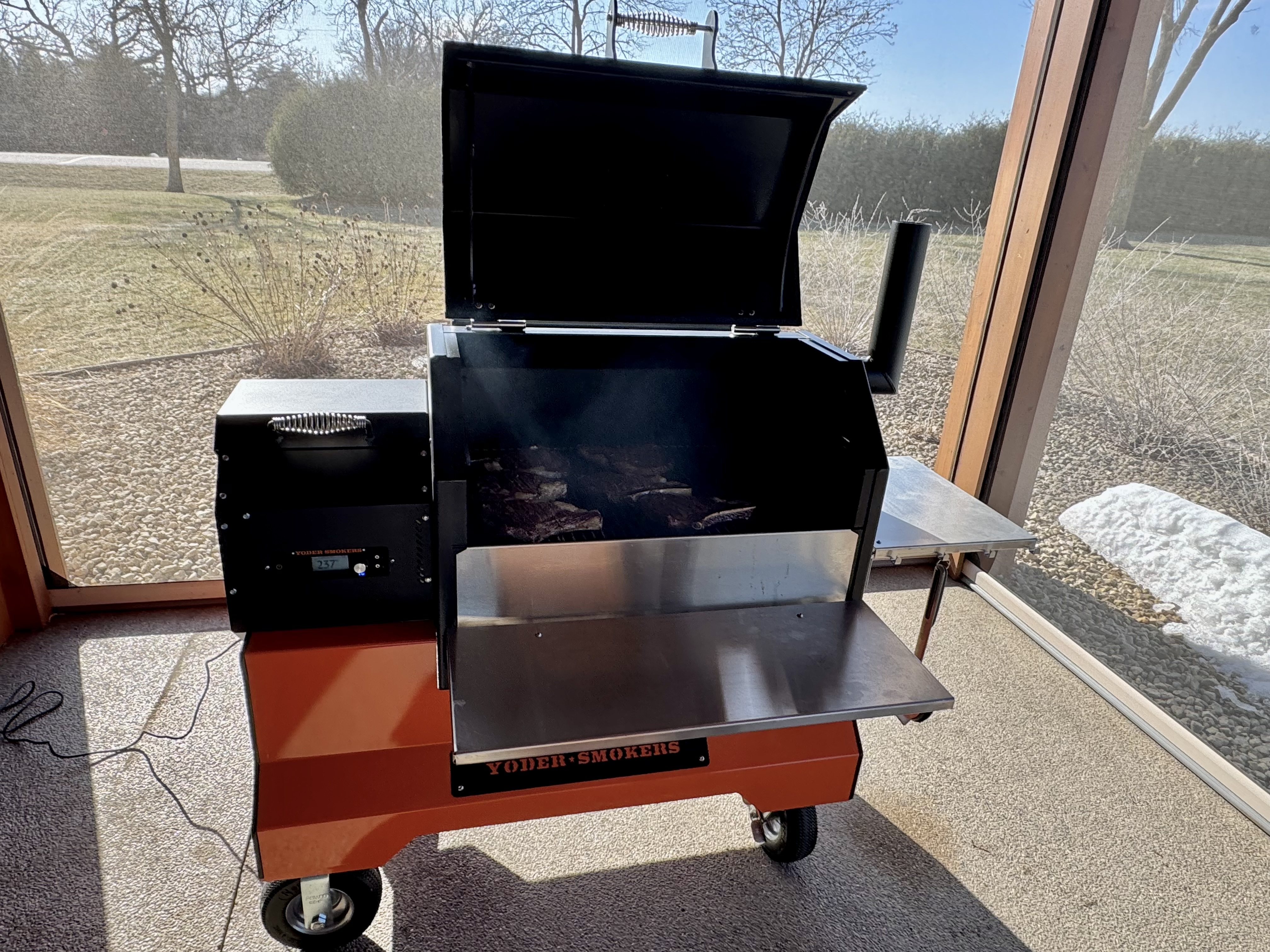 Yoder Smokers YS640S WiFi Competition Pellet Grill with Stainless
