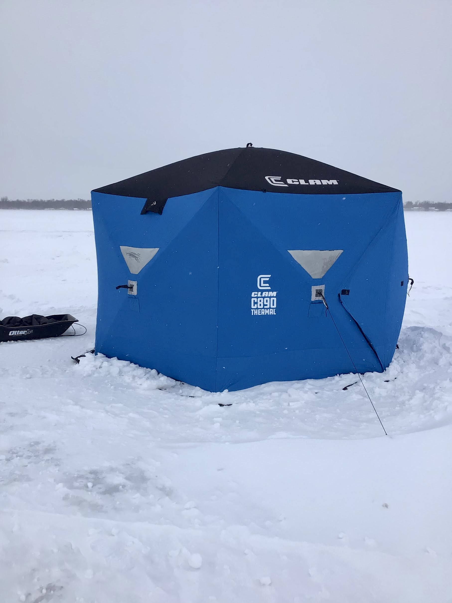Clam Series C-890 Thermal 6 Sided Hub Ice Shelter | SCHEELS.com