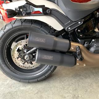 Vance & Hines Hi-Output Slip-On Mufflers For Harley Softail