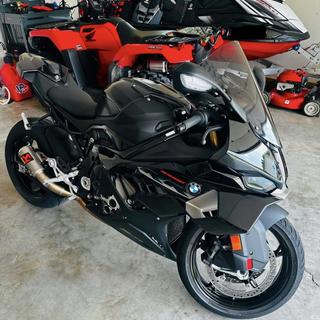 Akrapovic GP Slip-On Exhaust BMW S1000R / S1000RR / M1000R